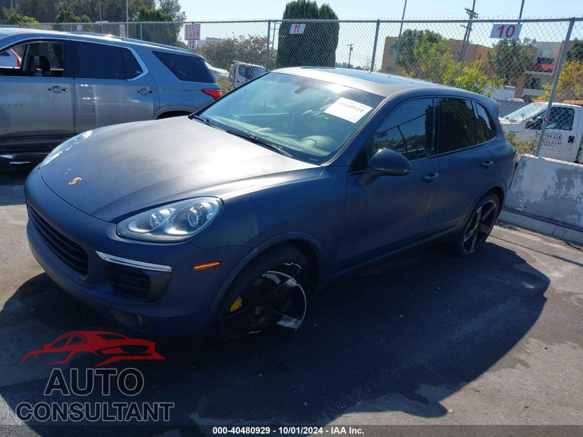 PORSCHE CAYENNE 2018 - WP1AA2A2XJKA04400
