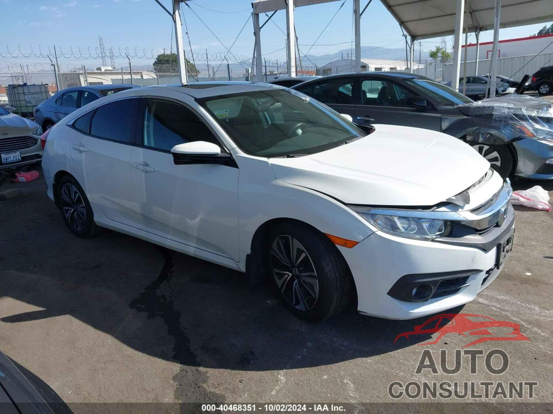 HONDA CIVIC 2018 - JHMFC1F39JX007318