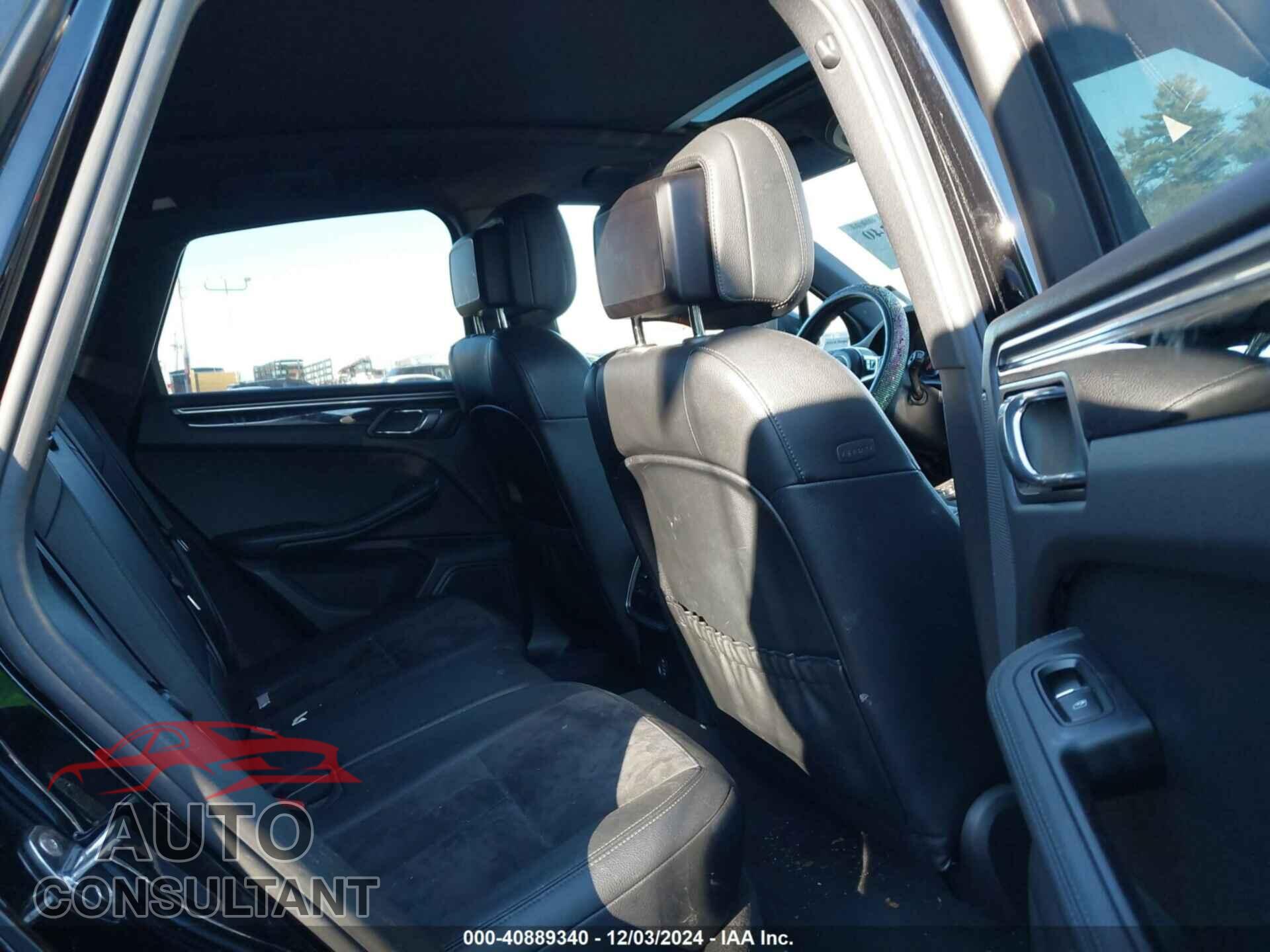 PORSCHE MACAN 2017 - WP1AA2A55HLB04659