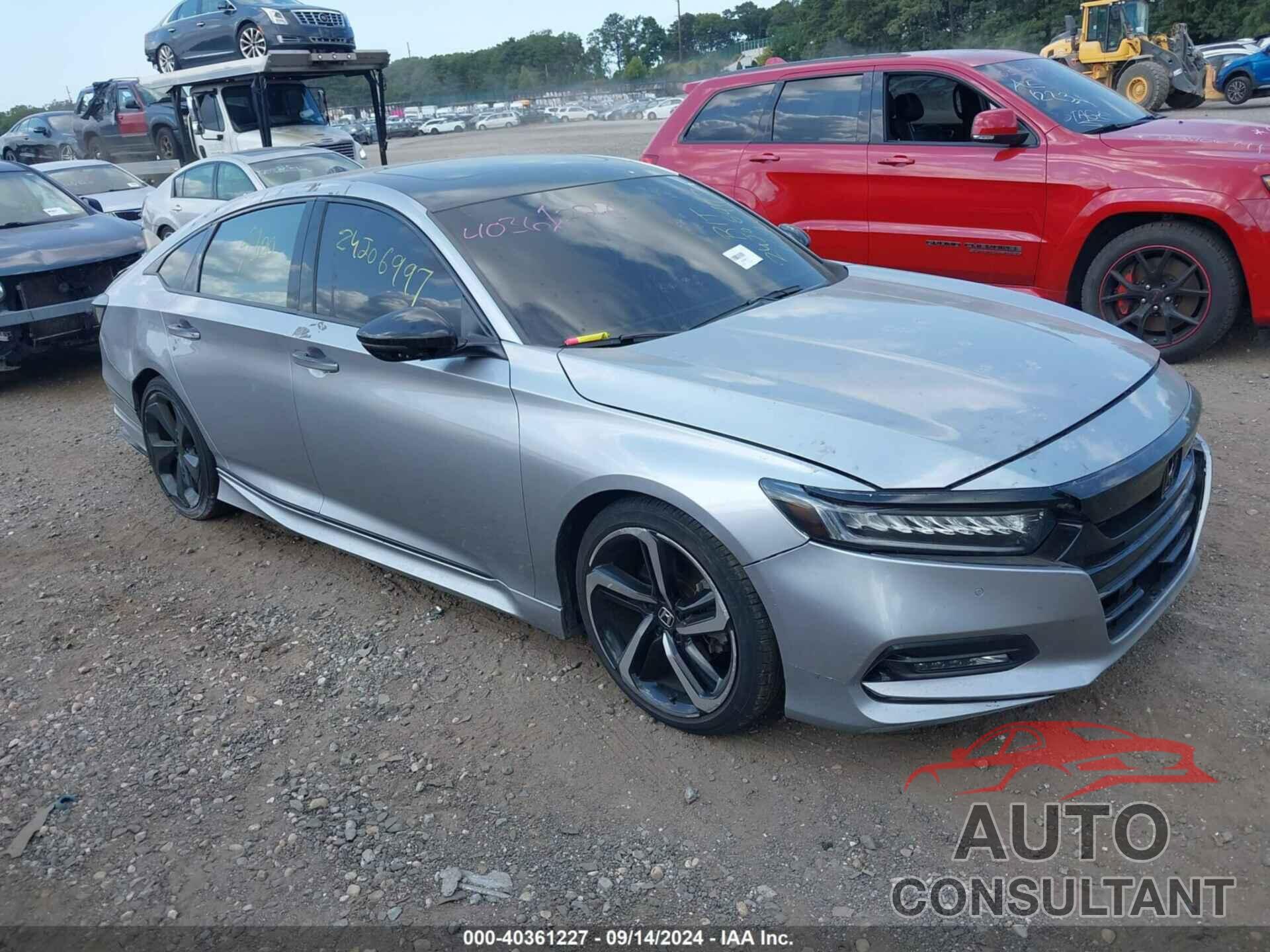 HONDA ACCORD 2018 - 1HGCV2F98JA054160