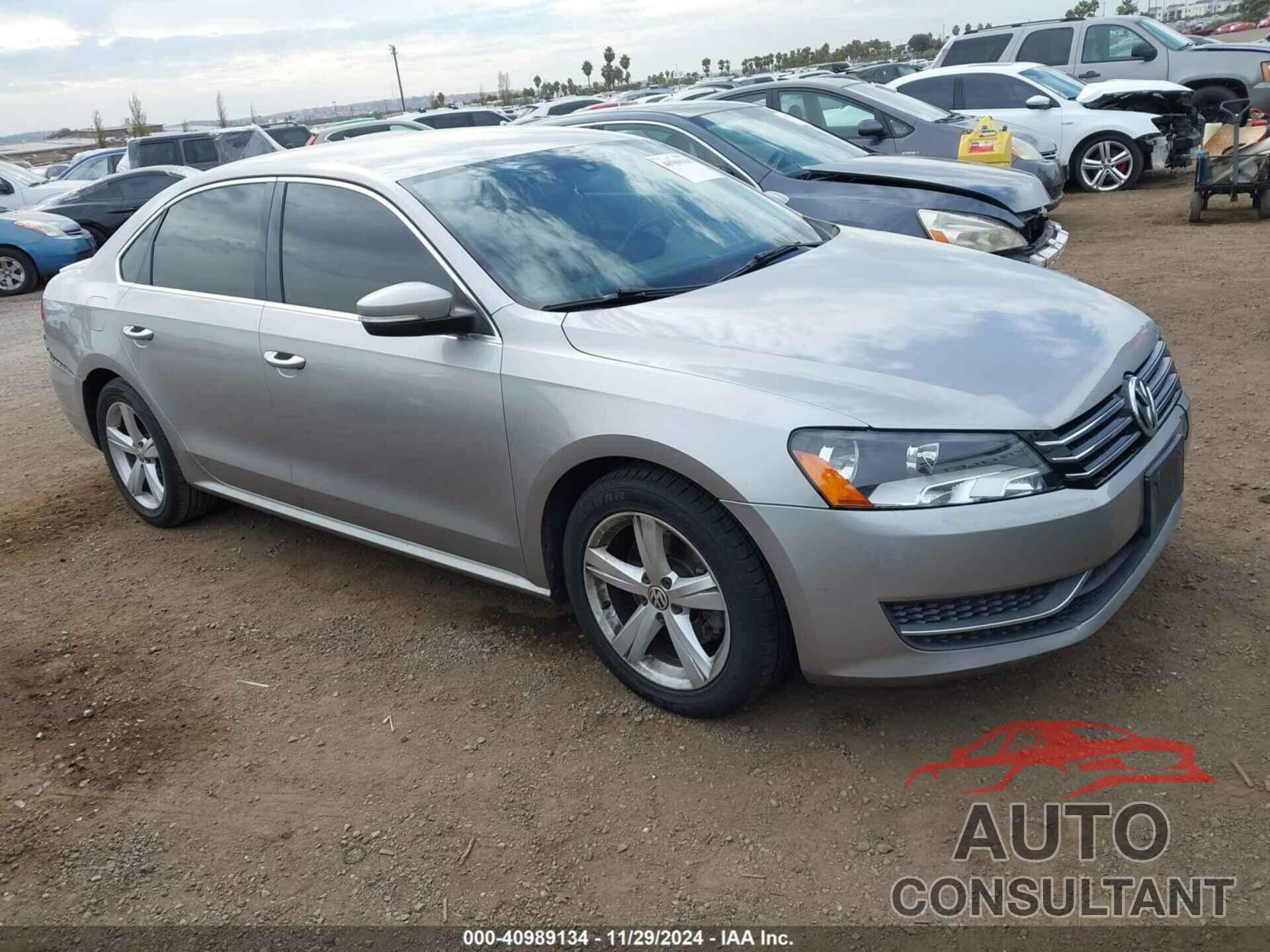 VOLKSWAGEN PASSAT 2013 - 1VWBP7A30DC090256