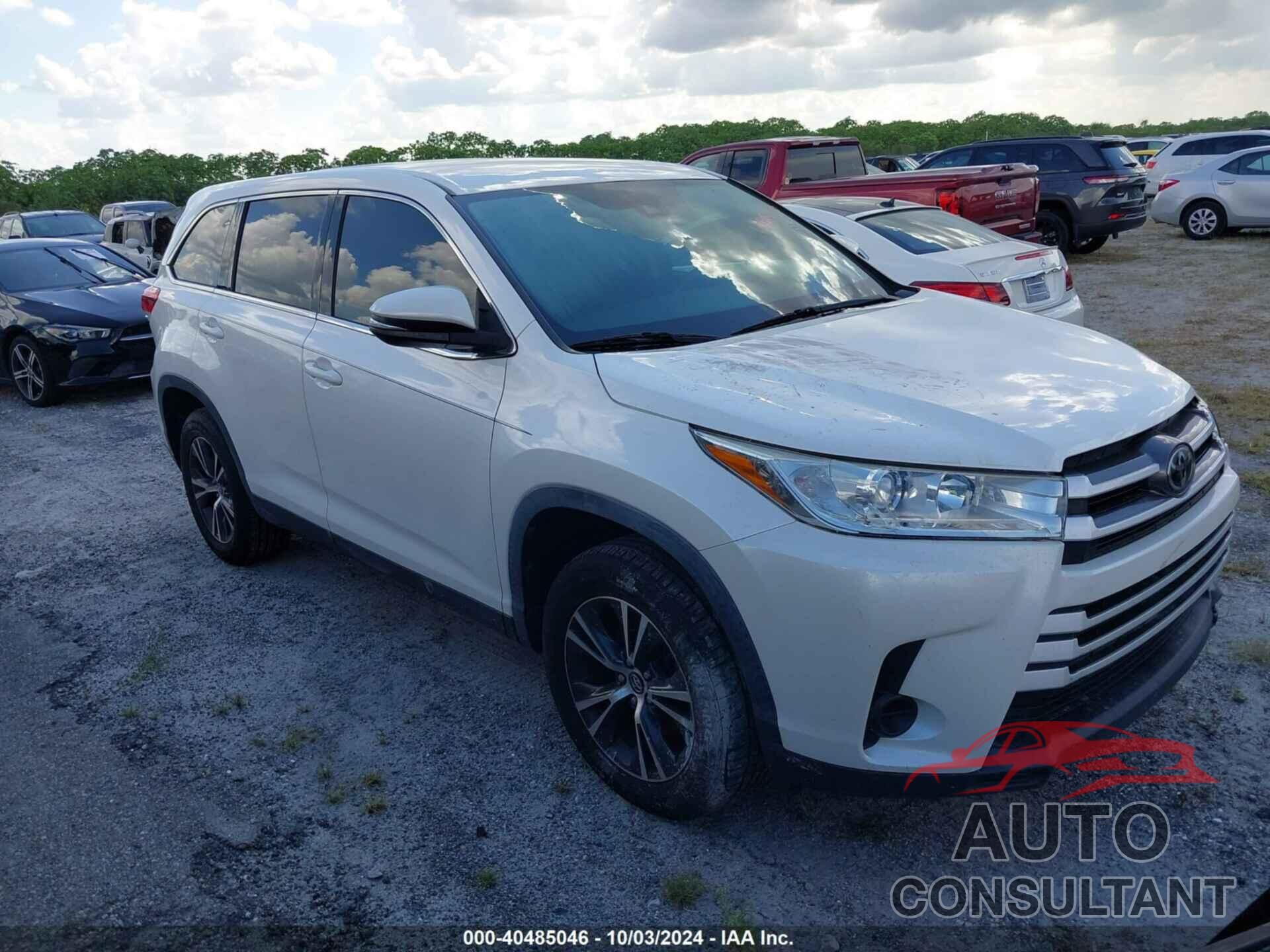 TOYOTA HIGHLANDER 2019 - 5TDZARFH7KS054658