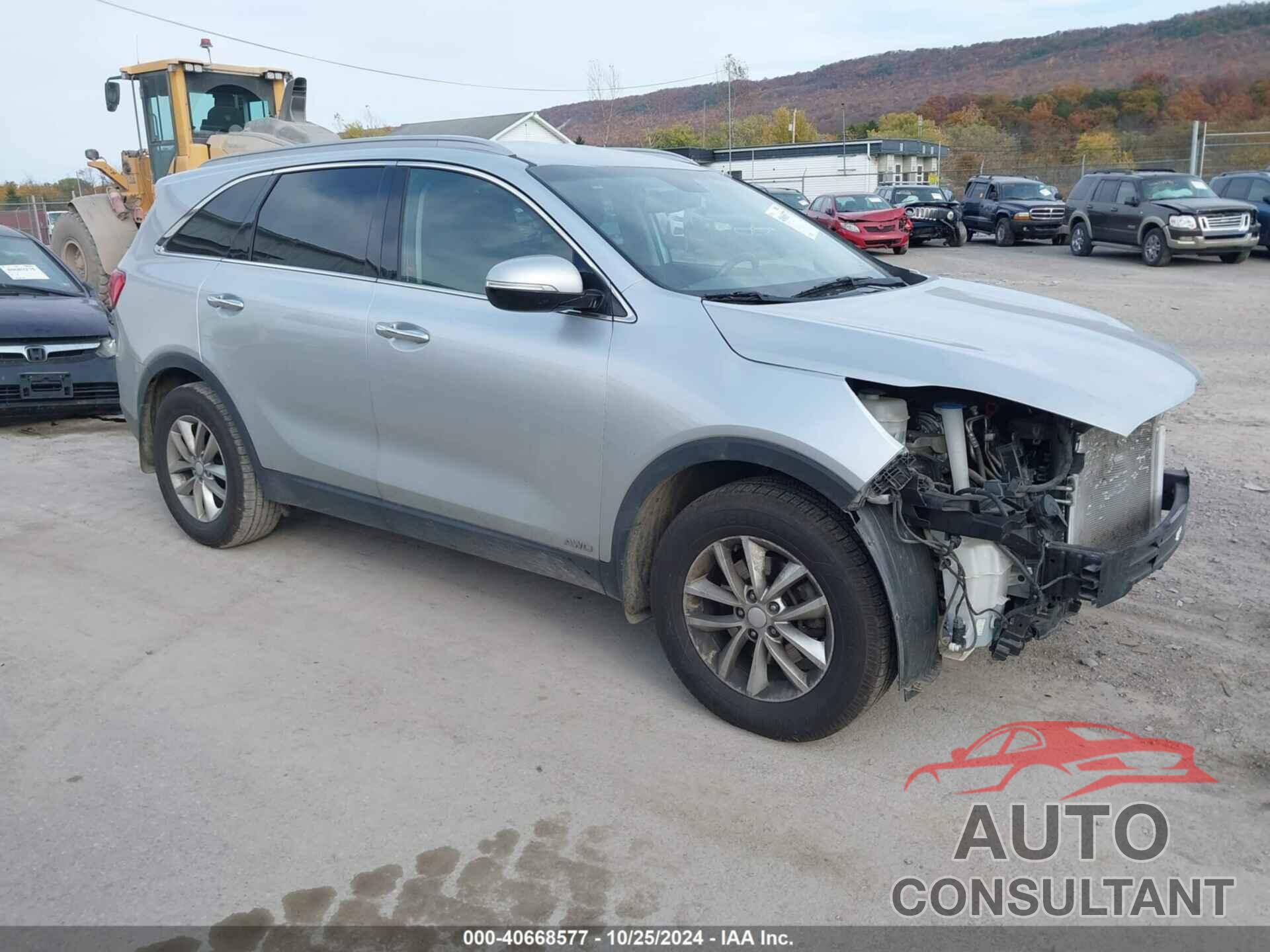 KIA SORENTO 2018 - 5XYPGDA37JG415516