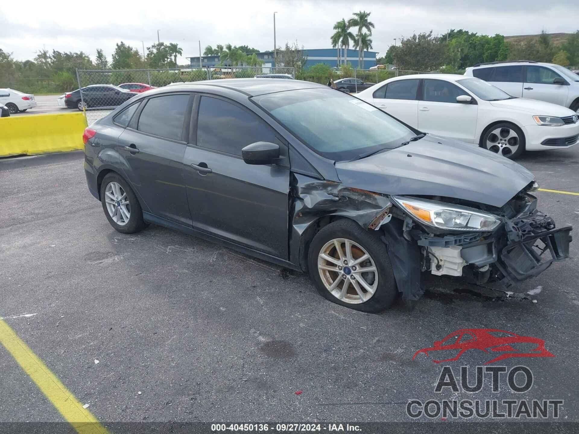 FORD FOCUS 2018 - 1FADP3F23JL208564