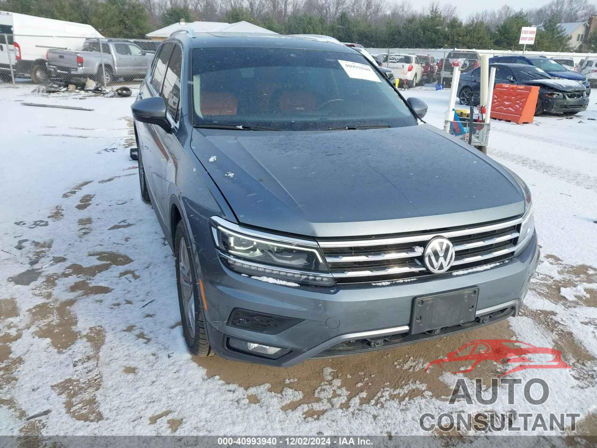 VOLKSWAGEN TIGUAN 2018 - 3VV5B7AX9JM103745