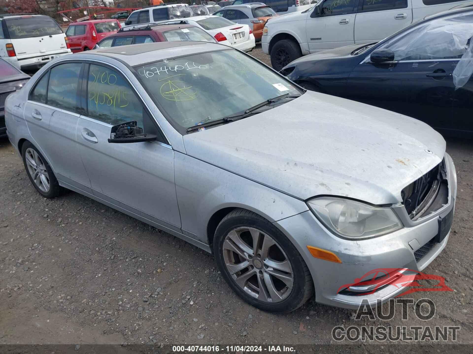 MERCEDES-BENZ C 300 2012 - WDDGF8BB5CR226504