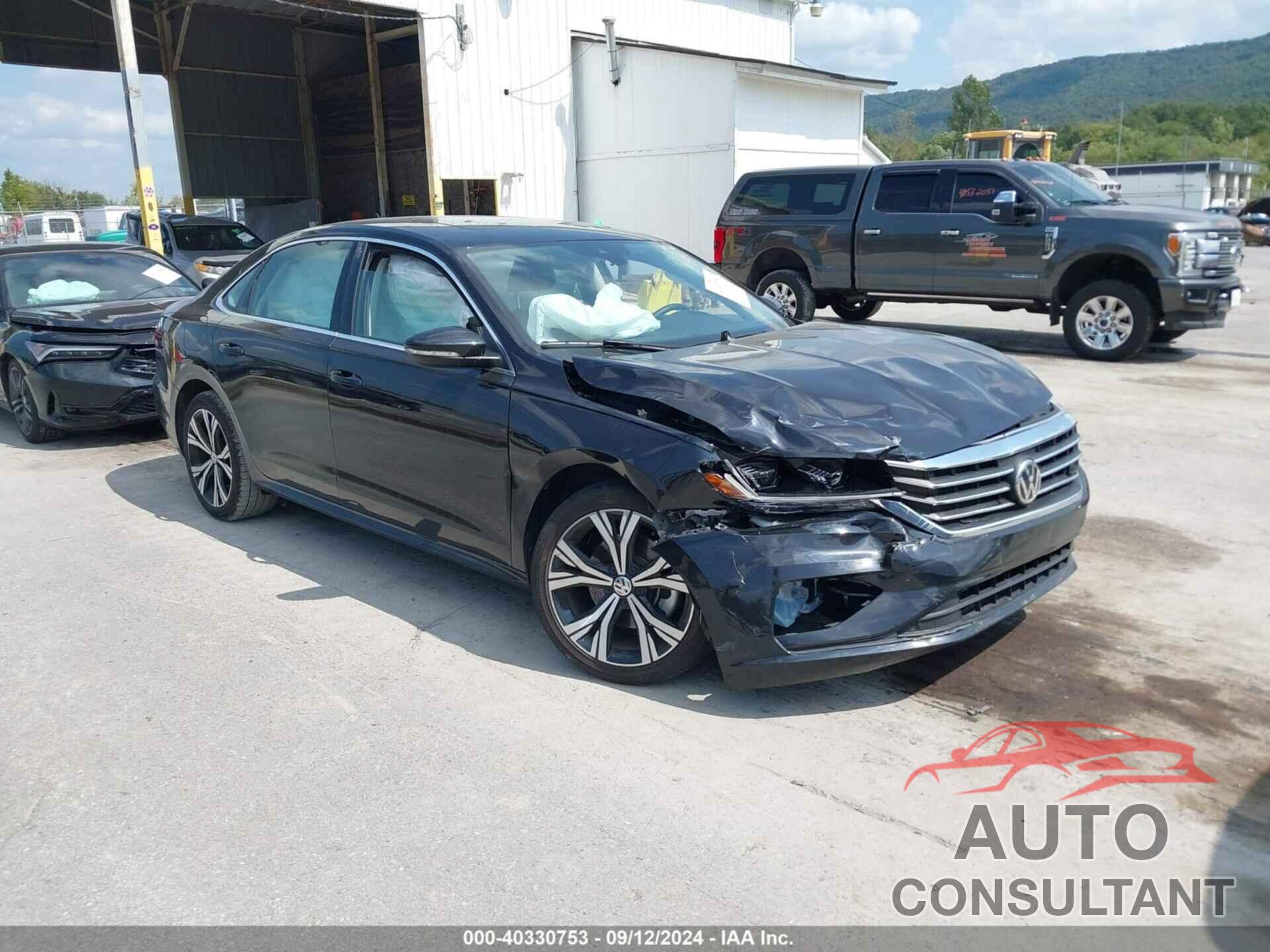 VOLKSWAGEN PASSAT 2022 - 1VWSA7A34NC007494