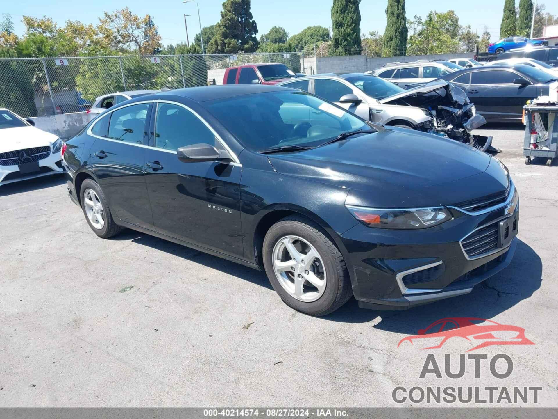 CHEVROLET MALIBU 2017 - 1G1ZB5ST3HF256057