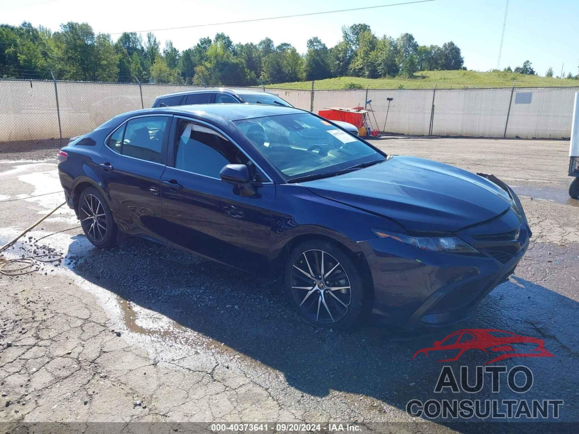 TOYOTA CAMRY 2021 - 4T1G11AKXMU512764