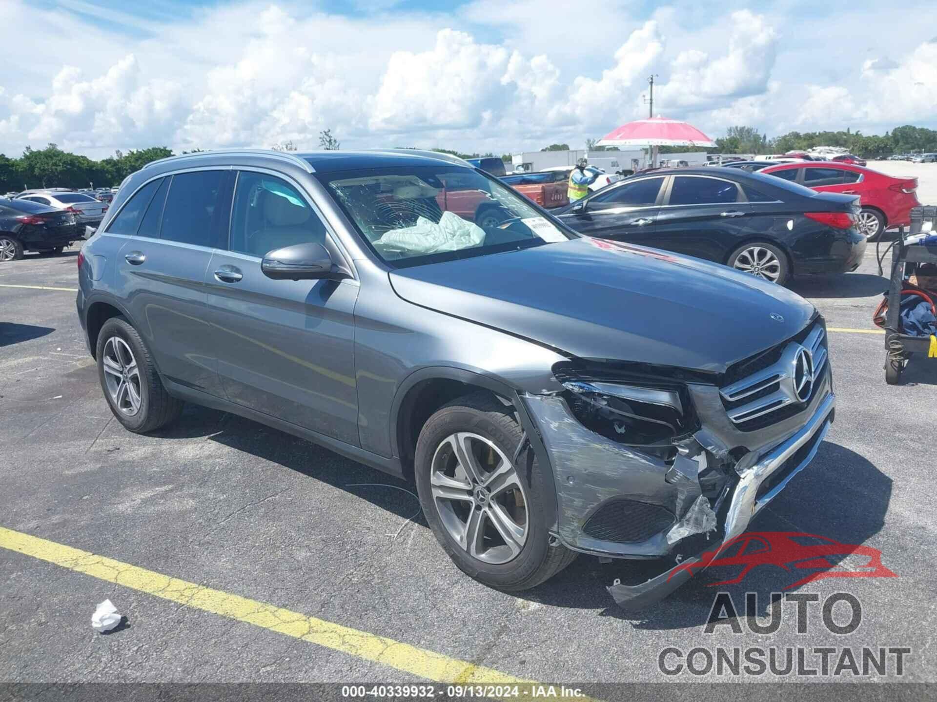 MERCEDES-BENZ GLC 300 2019 - WDC0G4JB7KV184422