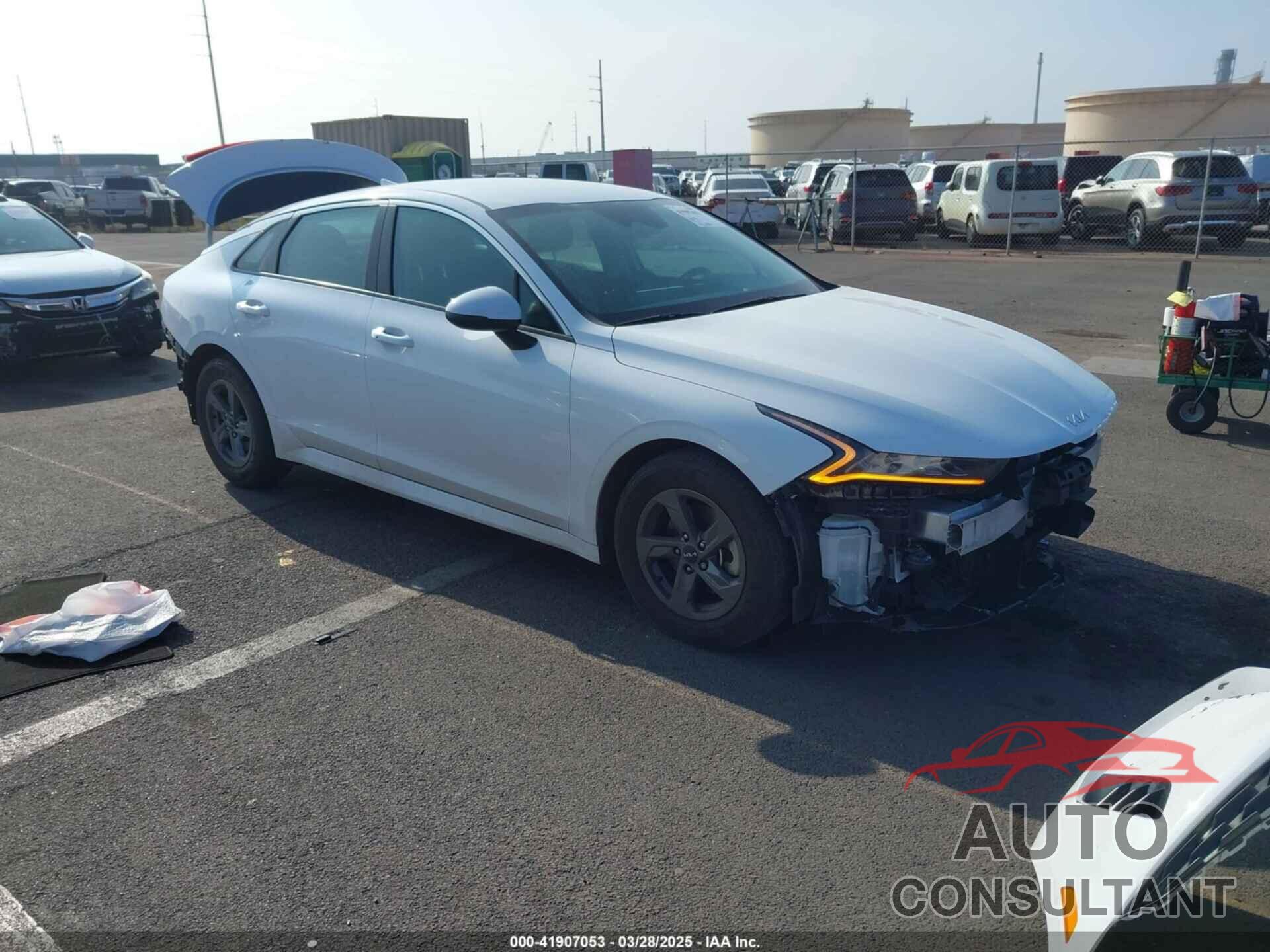 KIA K5 2023 - 5XXG14J28PG219316