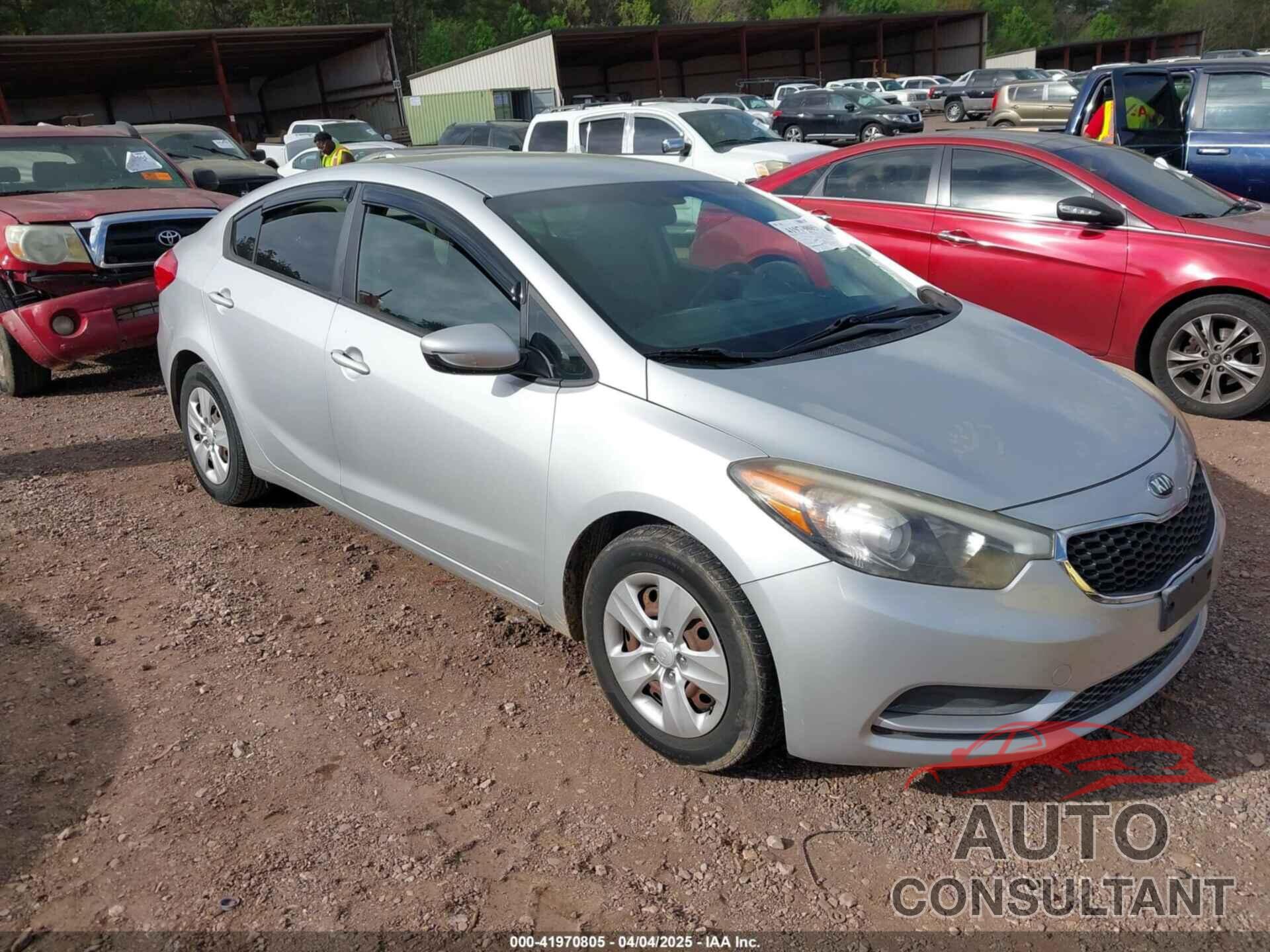 KIA FORTE 2015 - KNAFK4A64F5395100