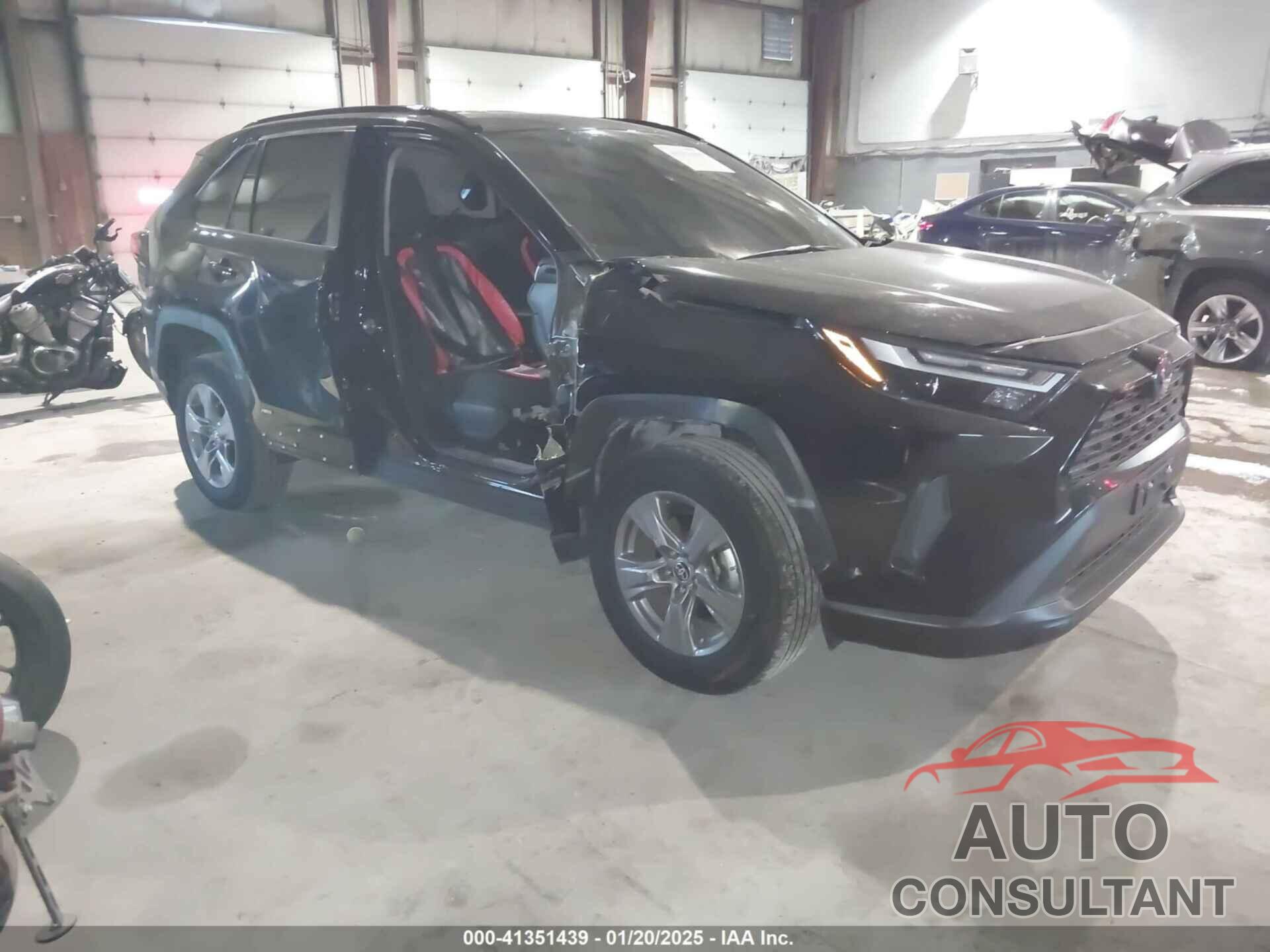 TOYOTA RAV4 HYBRID 2024 - 2T3LWRFV3RW190145