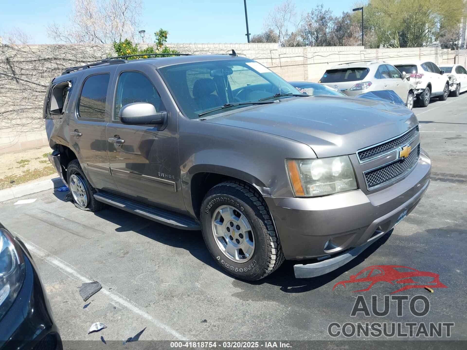 CHEVROLET TAHOE 2013 - 1GNSCBE01DR101996