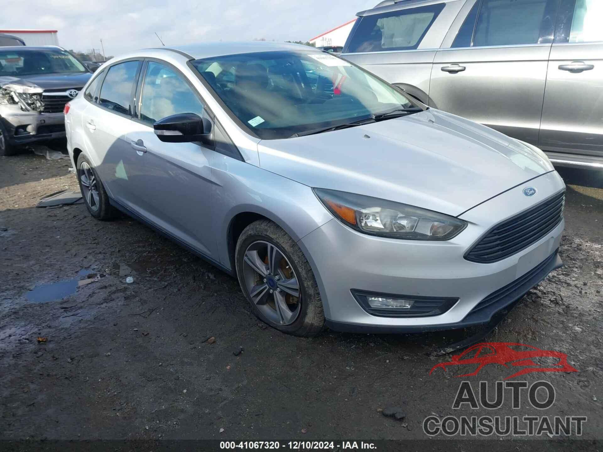 FORD FOCUS 2017 - 1FADP3FE7HL317047