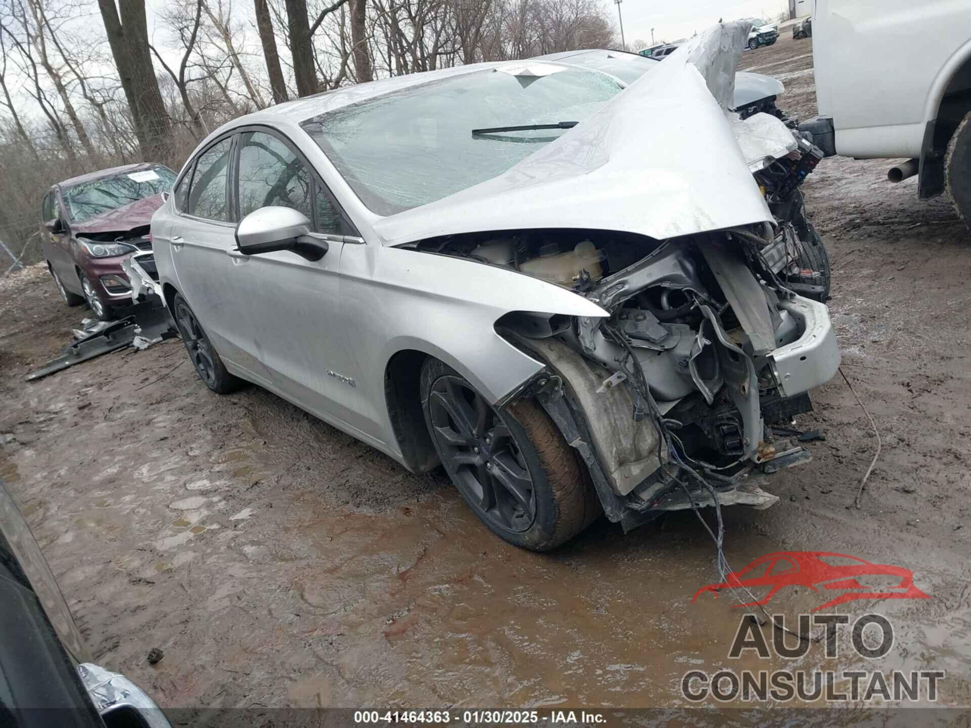 FORD FUSION HYBRID 2018 - 3FA6P0LUXJR255783