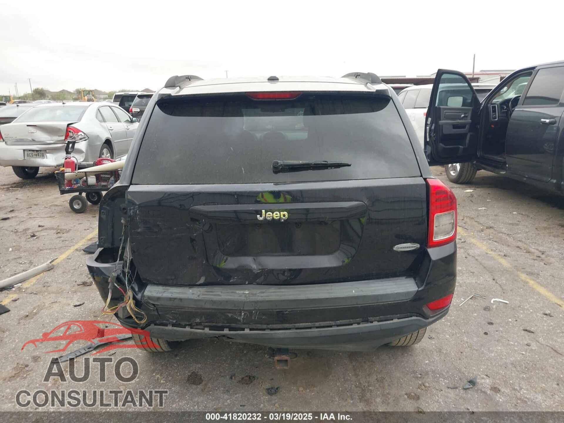 JEEP COMPASS 2011 - 1J4NT1FB8BD137625
