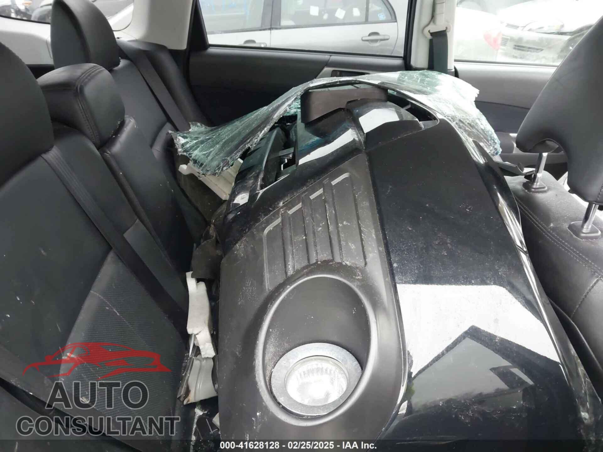 SUBARU FORESTER 2011 - JF2SHAEC0BH768352