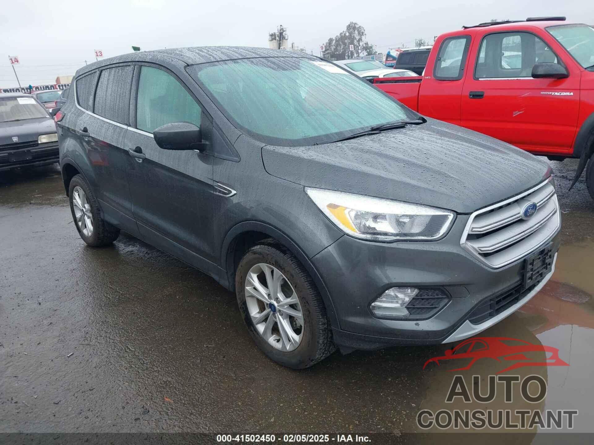 FORD ESCAPE 2019 - 1FMCU0GD5KUB30602