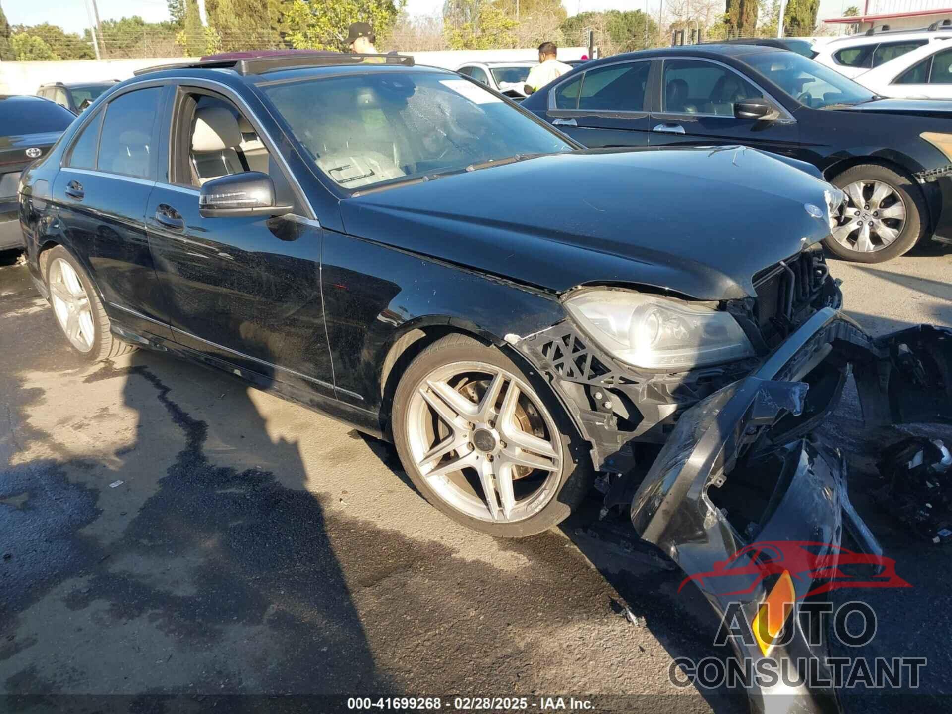 MERCEDES-BENZ C 350 2013 - WDDGF5HB7DR300772