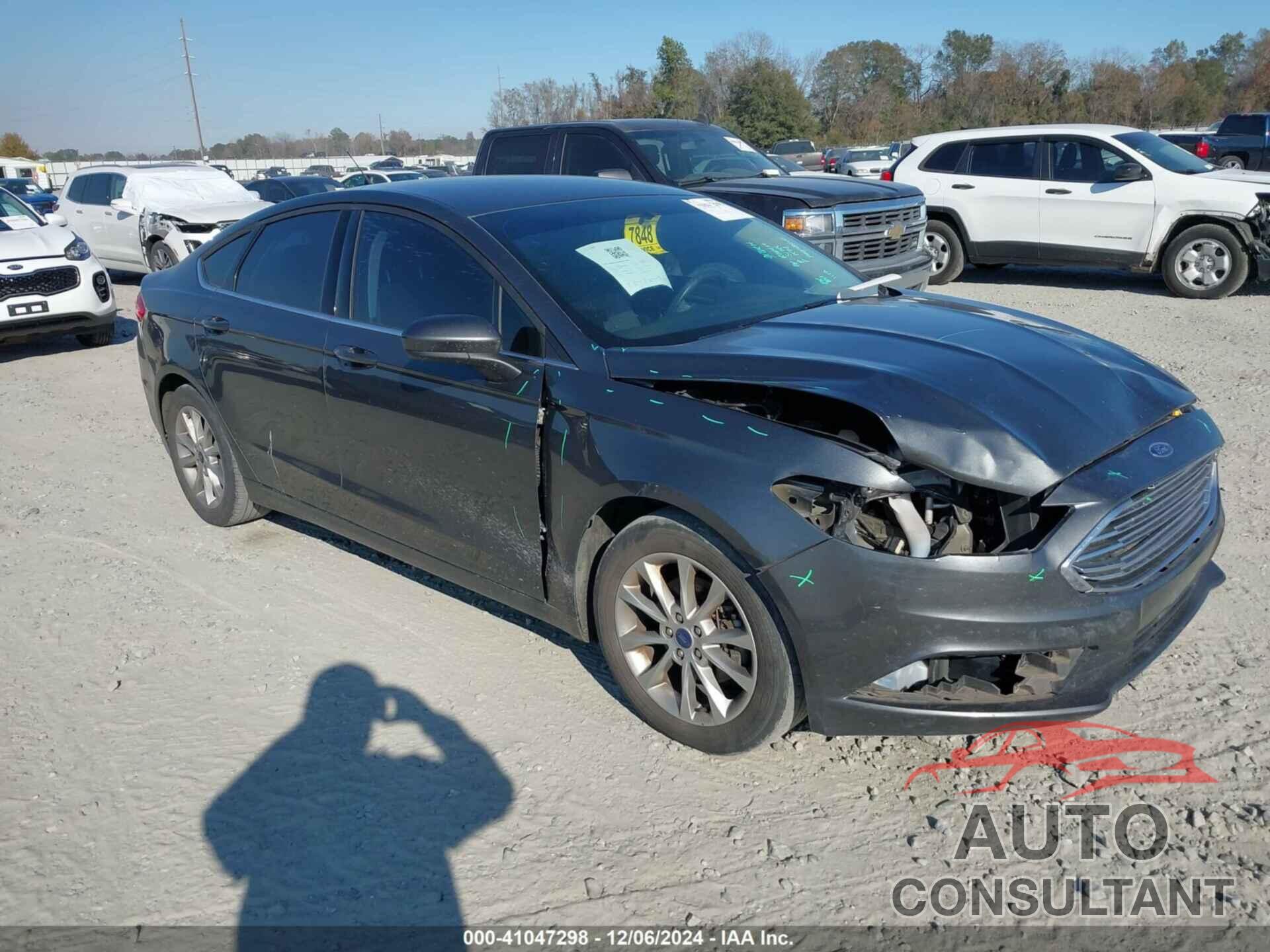 FORD FUSION 2017 - 3FA6P0HDXHR250165