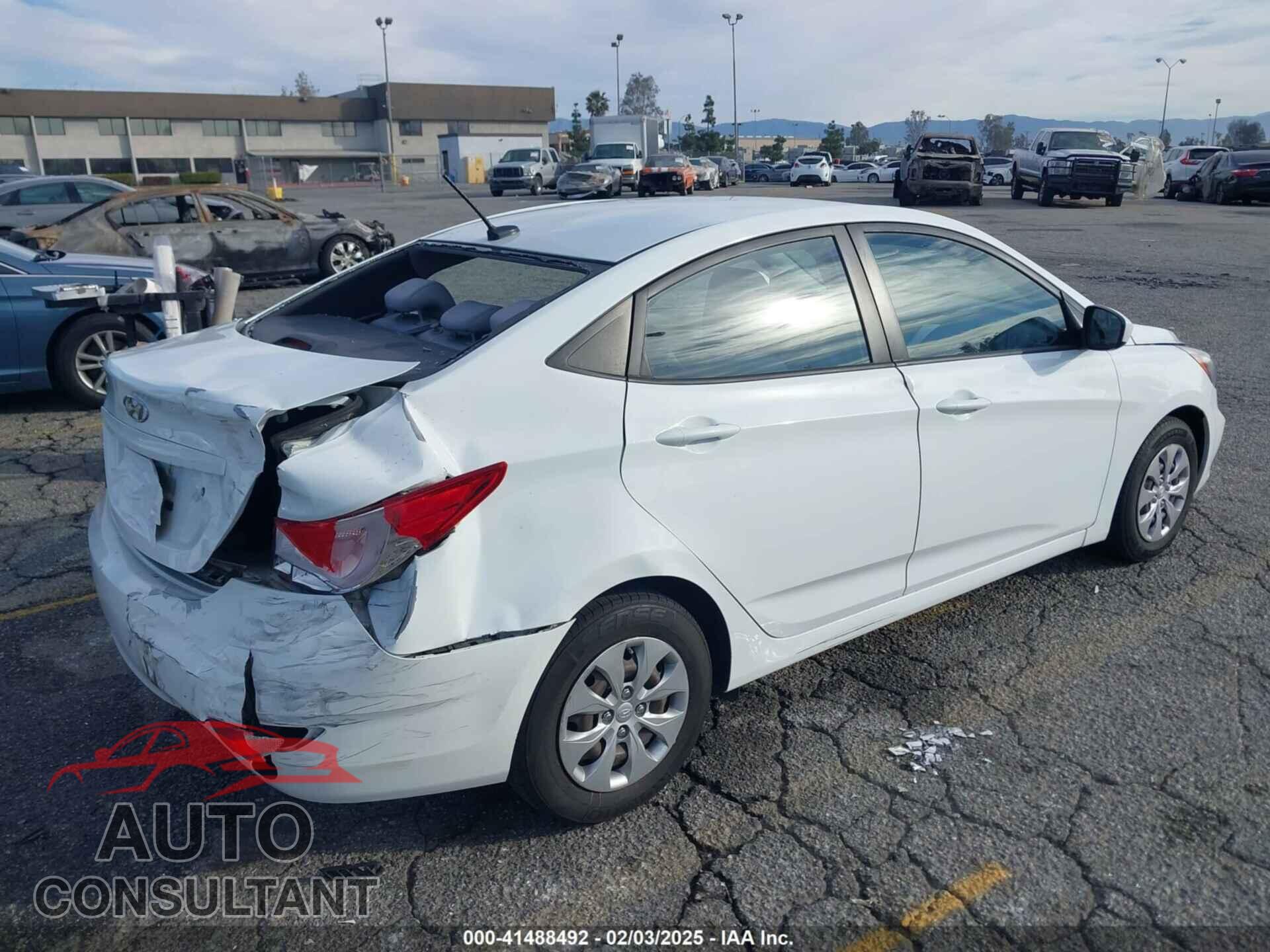 HYUNDAI ACCENT 2016 - KMHCT4AE0GU043094