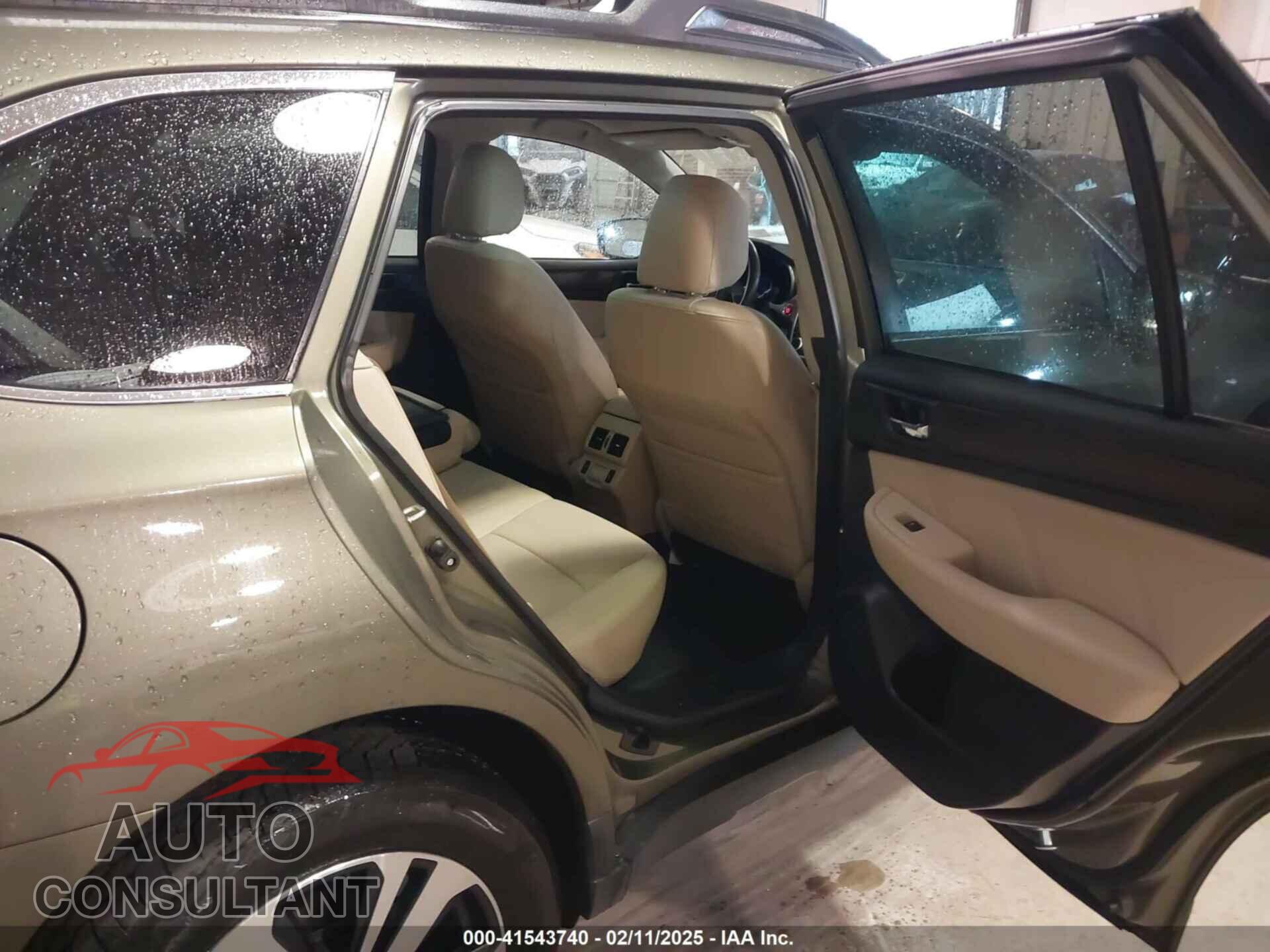 SUBARU OUTBACK 2018 - 4S4BSANC3J3261663