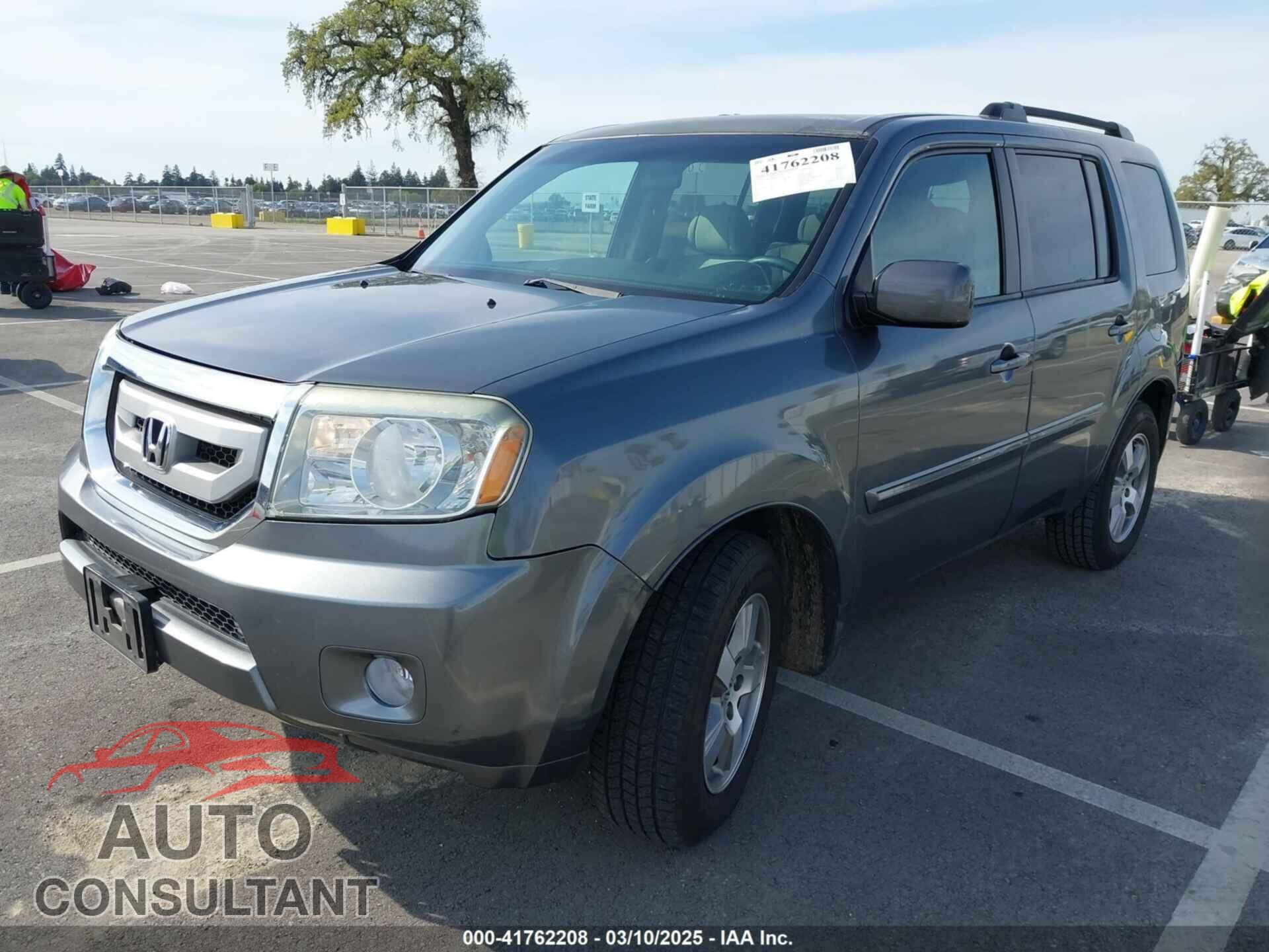 HONDA PILOT 2011 - 5FNYF4H46BB003568