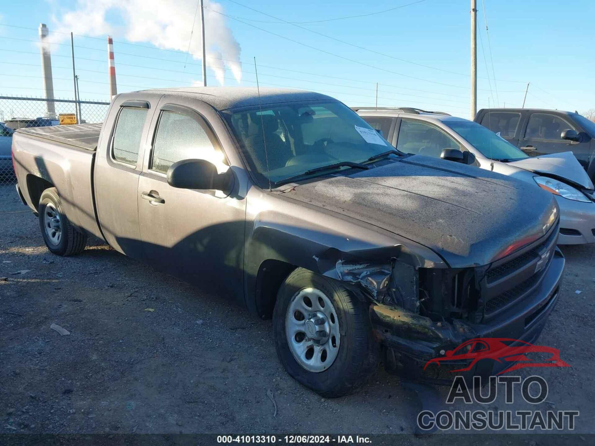CHEVROLET SILVERADO 1500 2011 - 1GCRCPEXXBZ211718