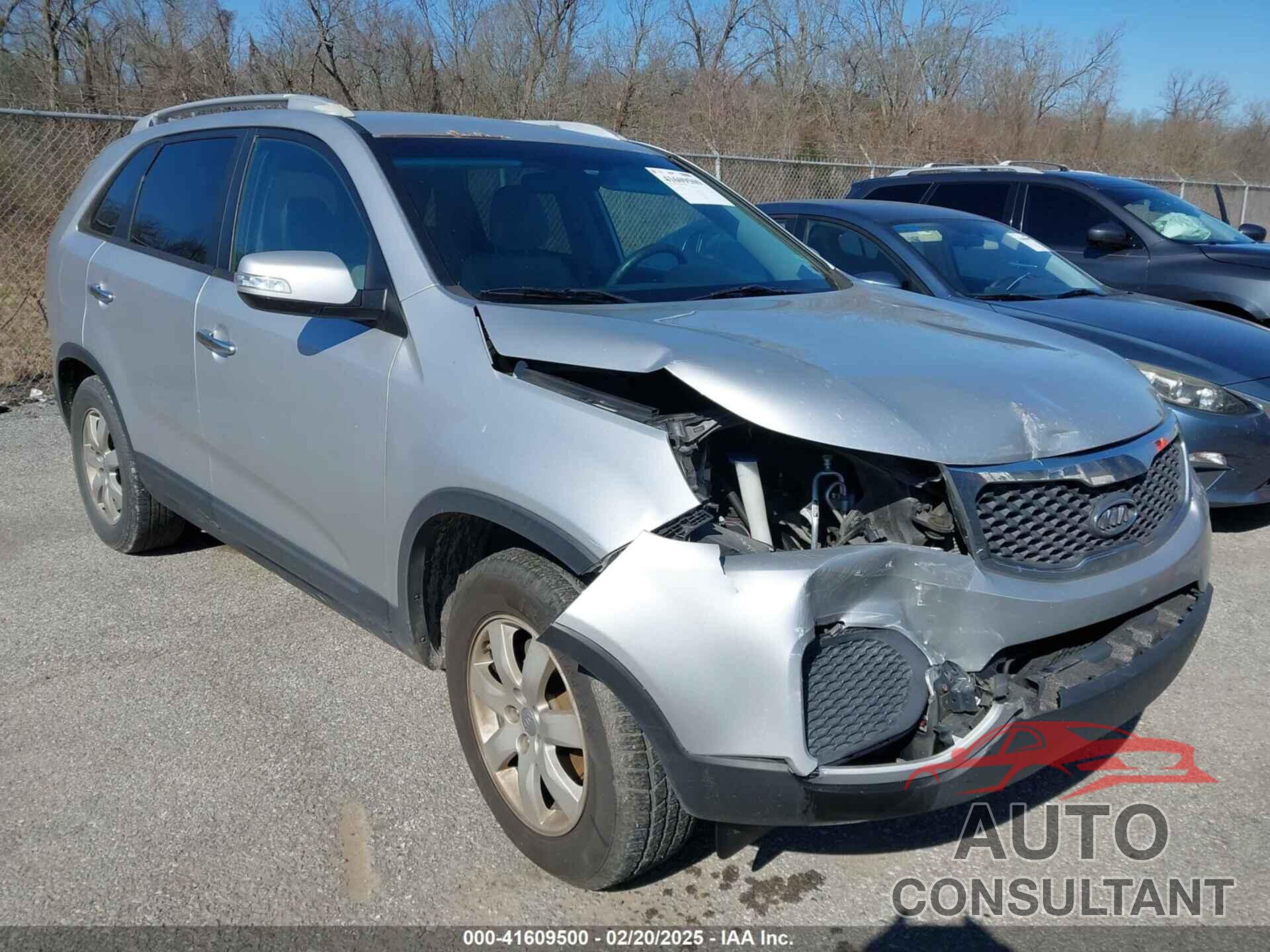 KIA SORENTO 2012 - 5XYKT4A24CG259080