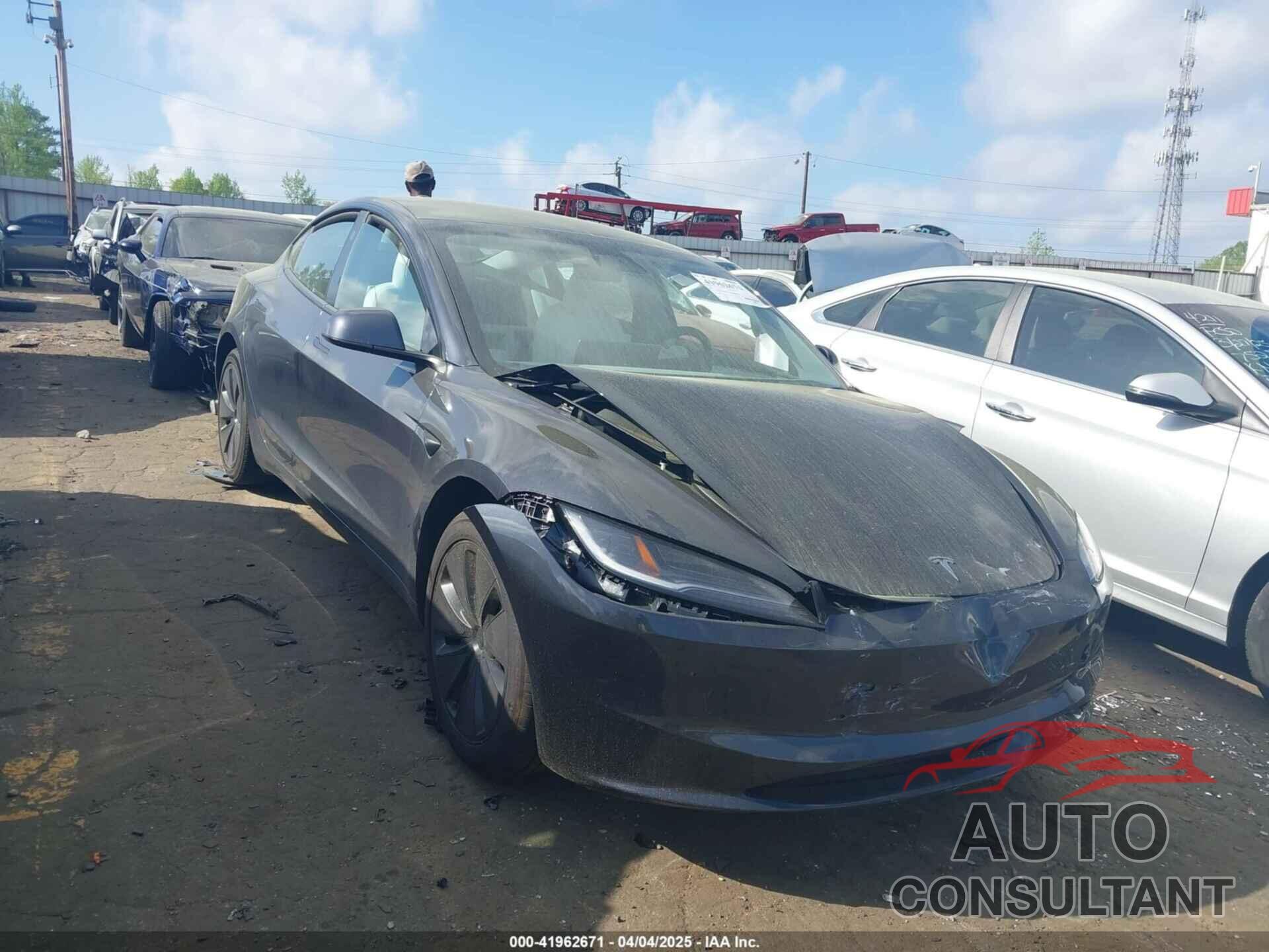 TESLA MODEL 3 2024 - 5YJ3E1EA0RF789559