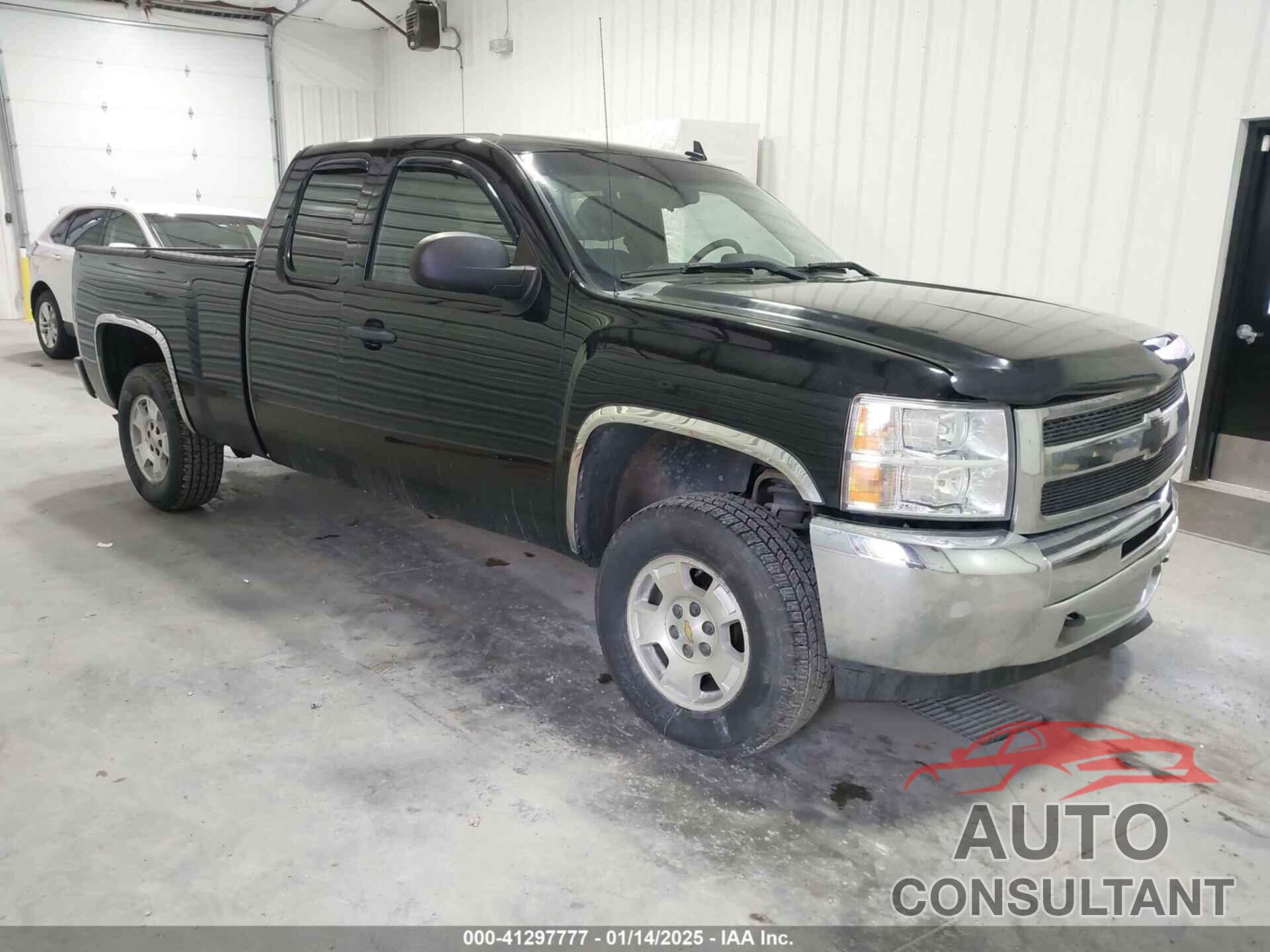 CHEVROLET SILVERADO 1500 2013 - 1GCRKSE79DZ412275