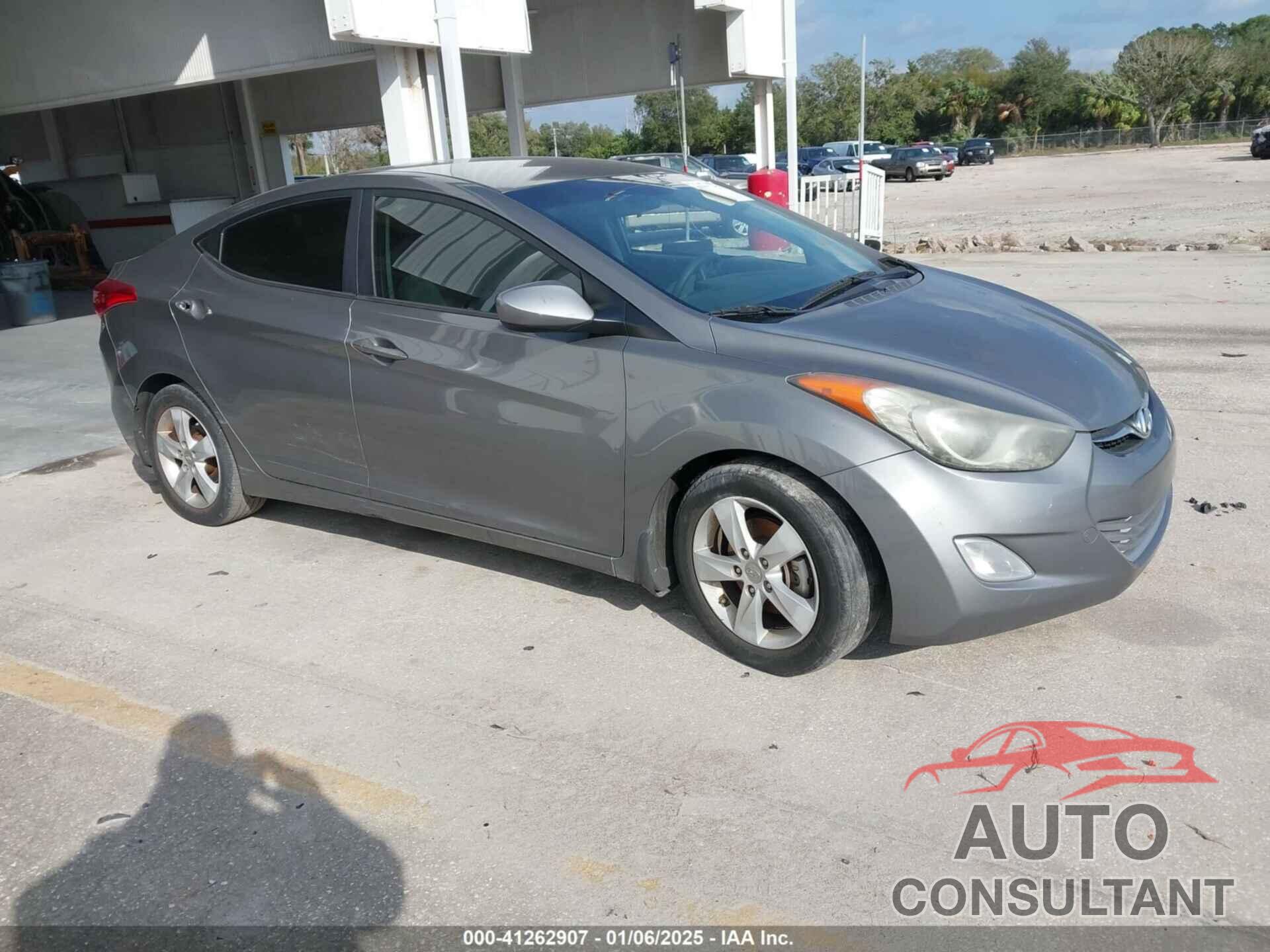 HYUNDAI ELANTRA 2013 - 5NPDH4AE5DH433690