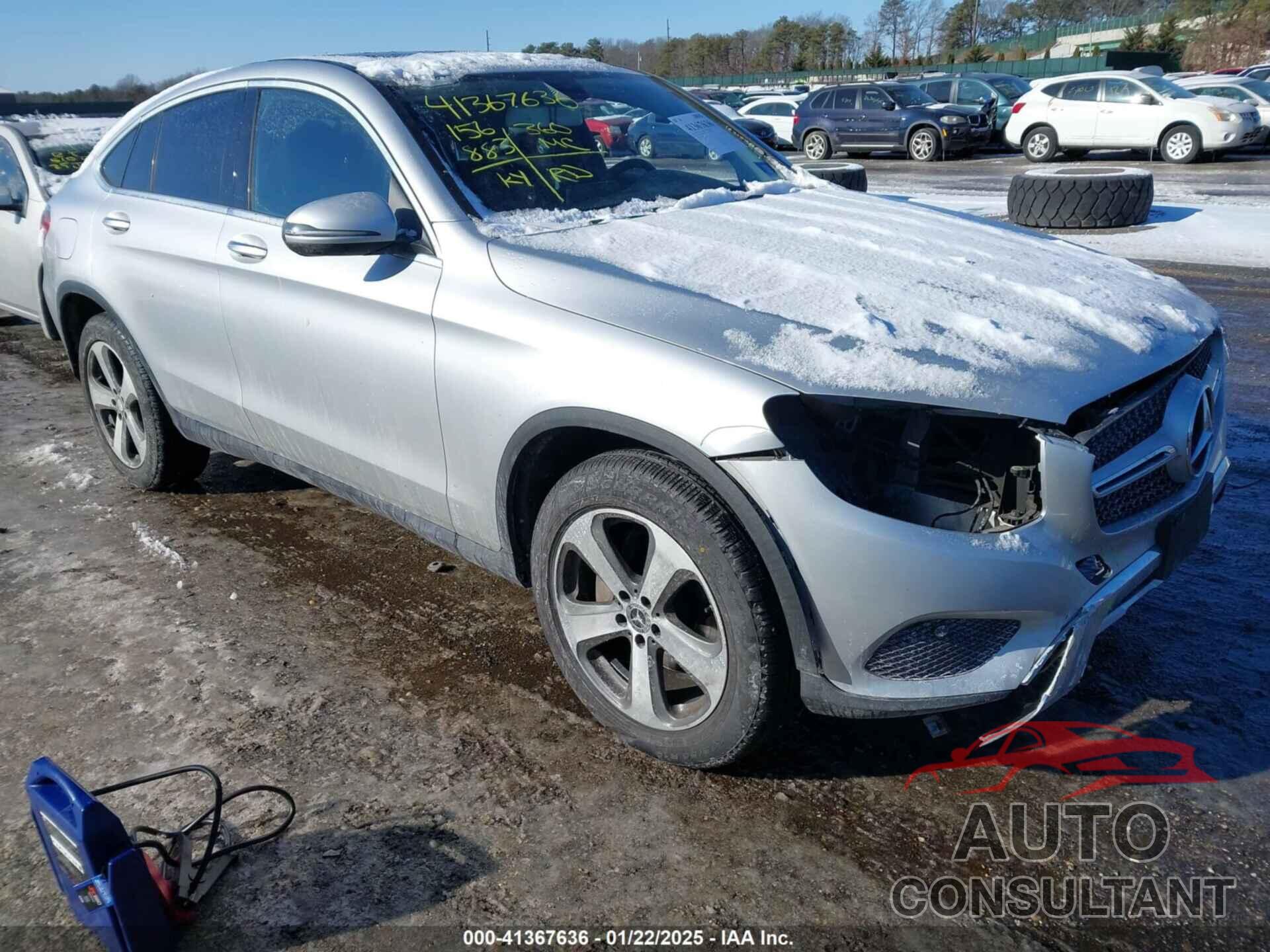 MERCEDES-BENZ GLC 300 COUPE 2017 - WDC0J4KB9HF151067