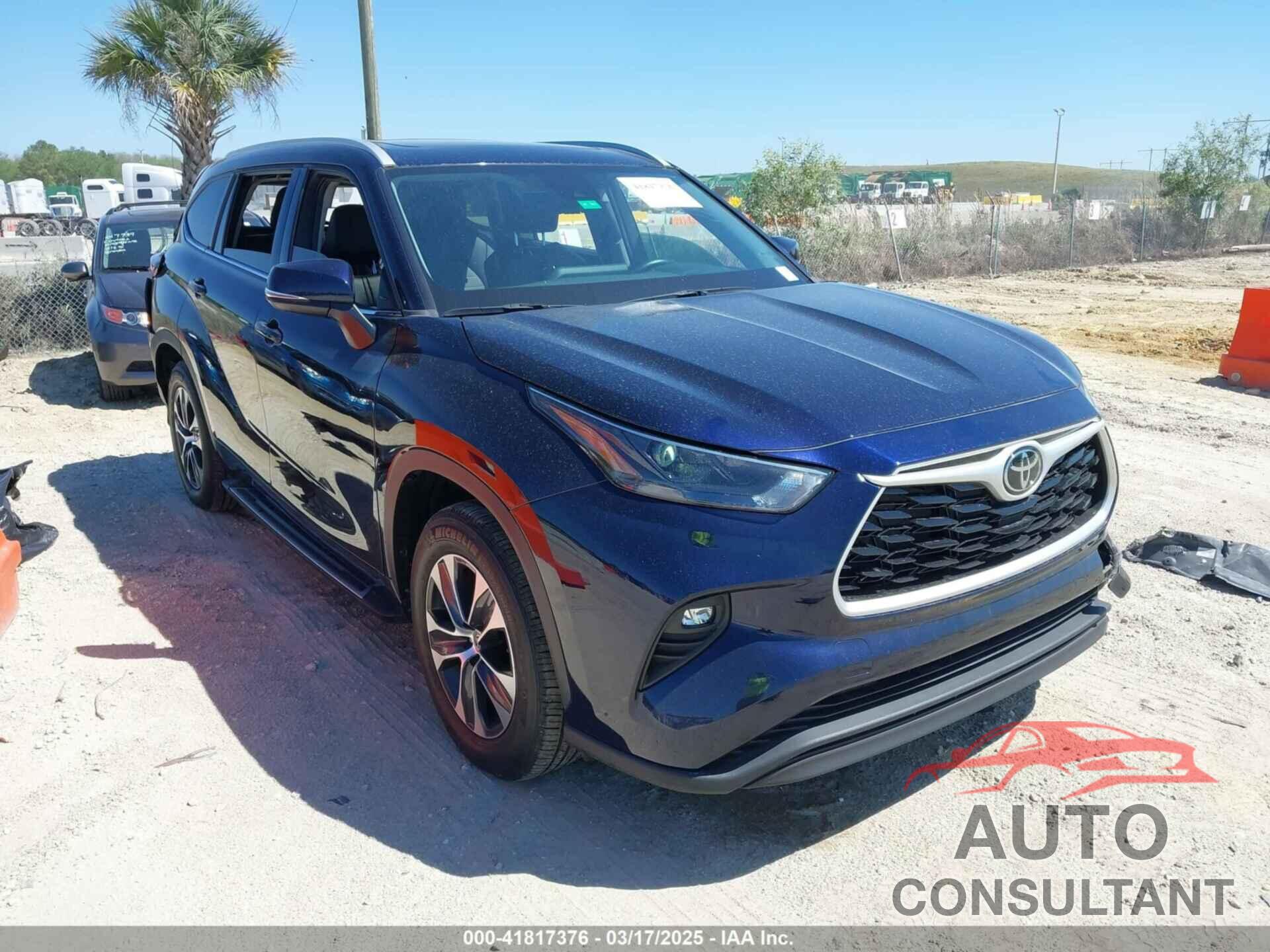 TOYOTA HIGHLANDER 2022 - 5TDGZRAH3NS555445