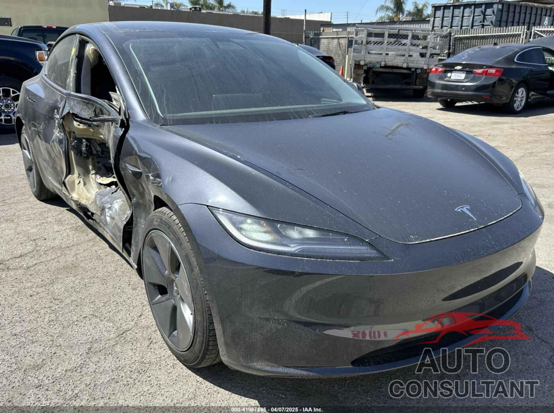 TESLA MODEL 3 2024 - 5YJ3E1EA6RF742780