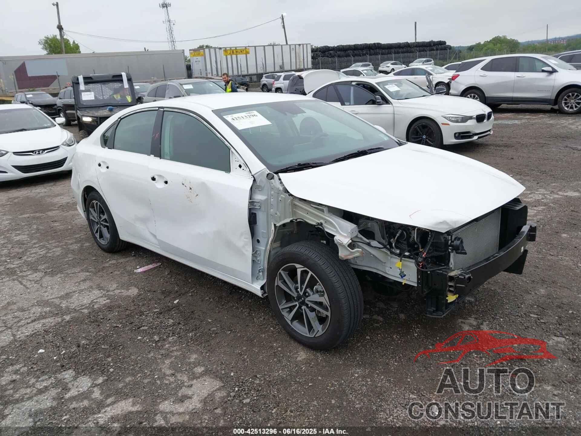 KIA FORTE 2024 - 3KPF24AD7RE735527
