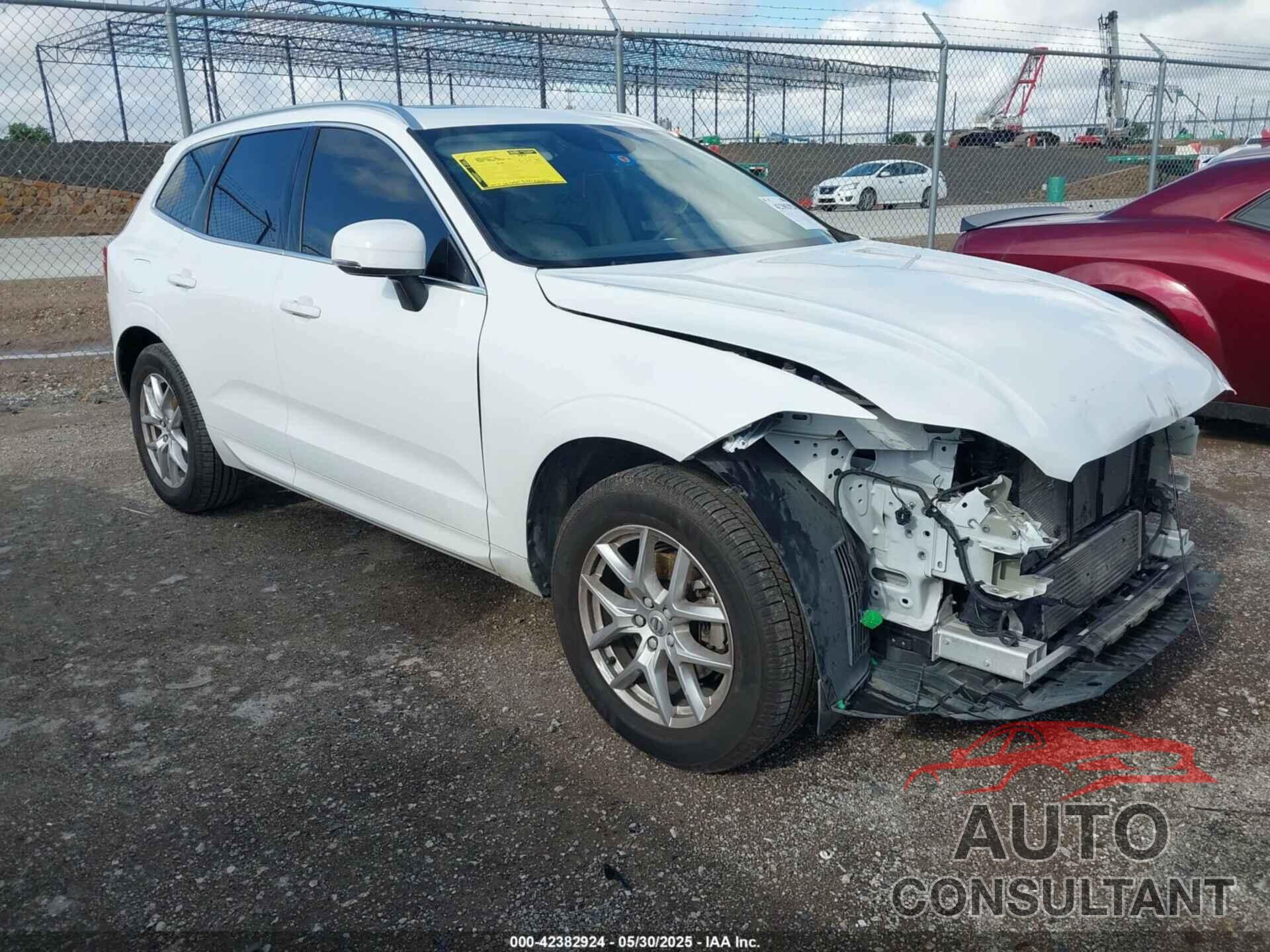 VOLVO XC60 2019 - LYV102RK4KB308332