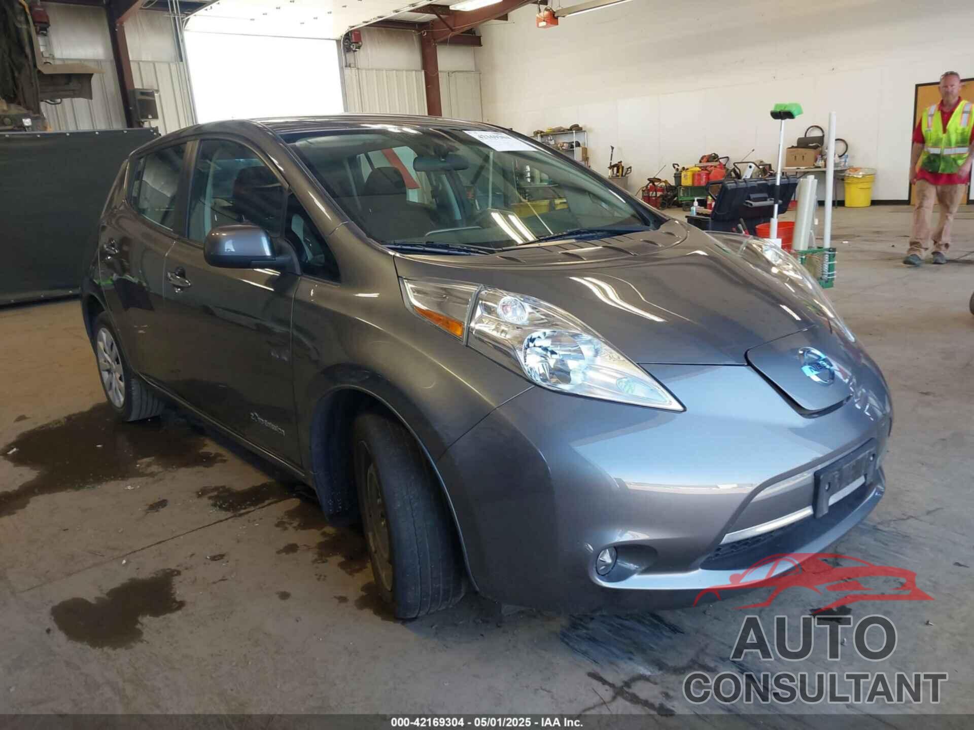 NISSAN LEAF 2017 - 1N4BZ0CP8HC301512