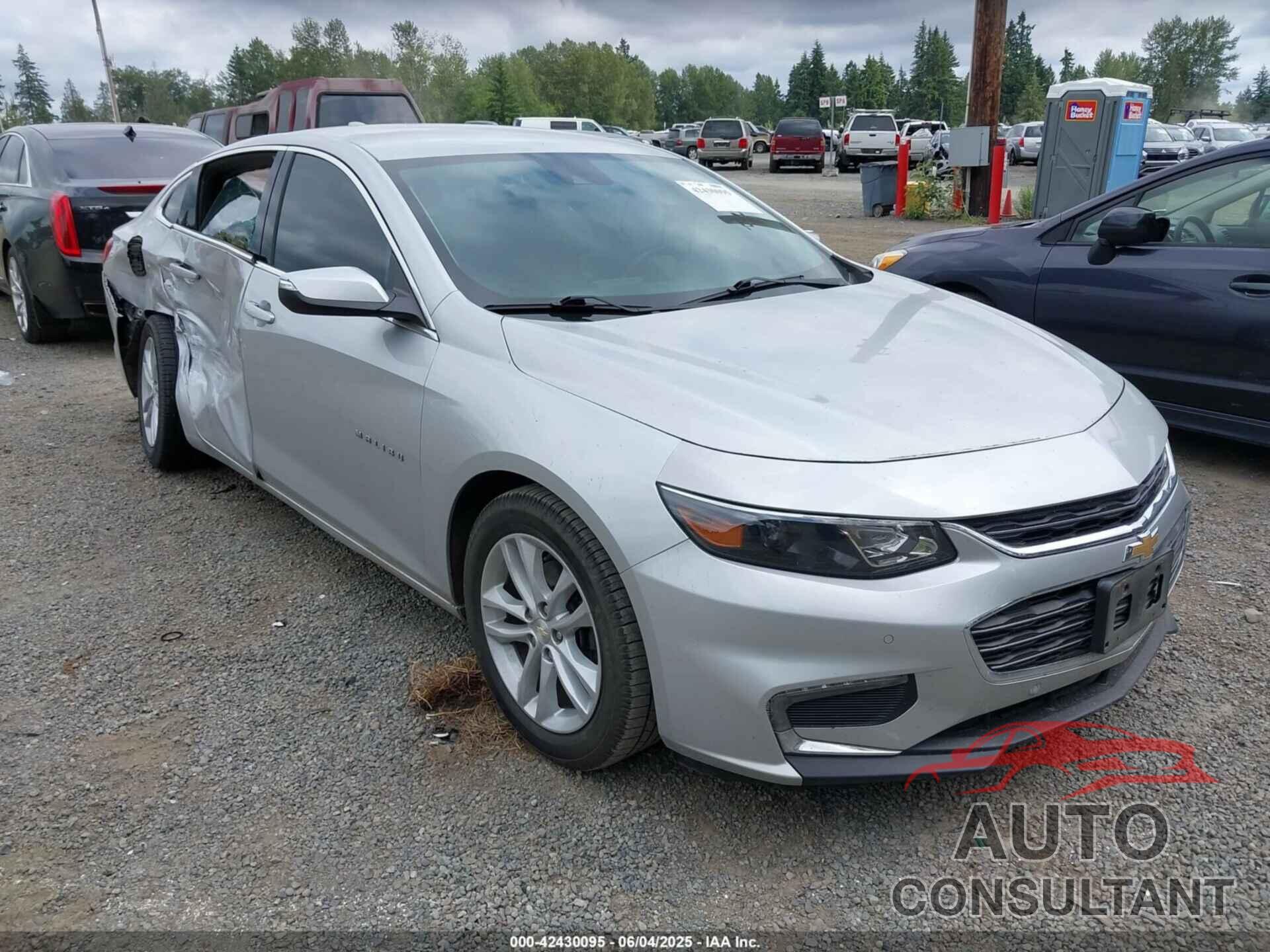 CHEVROLET MALIBU 2017 - 1G1ZE5ST8HF154874
