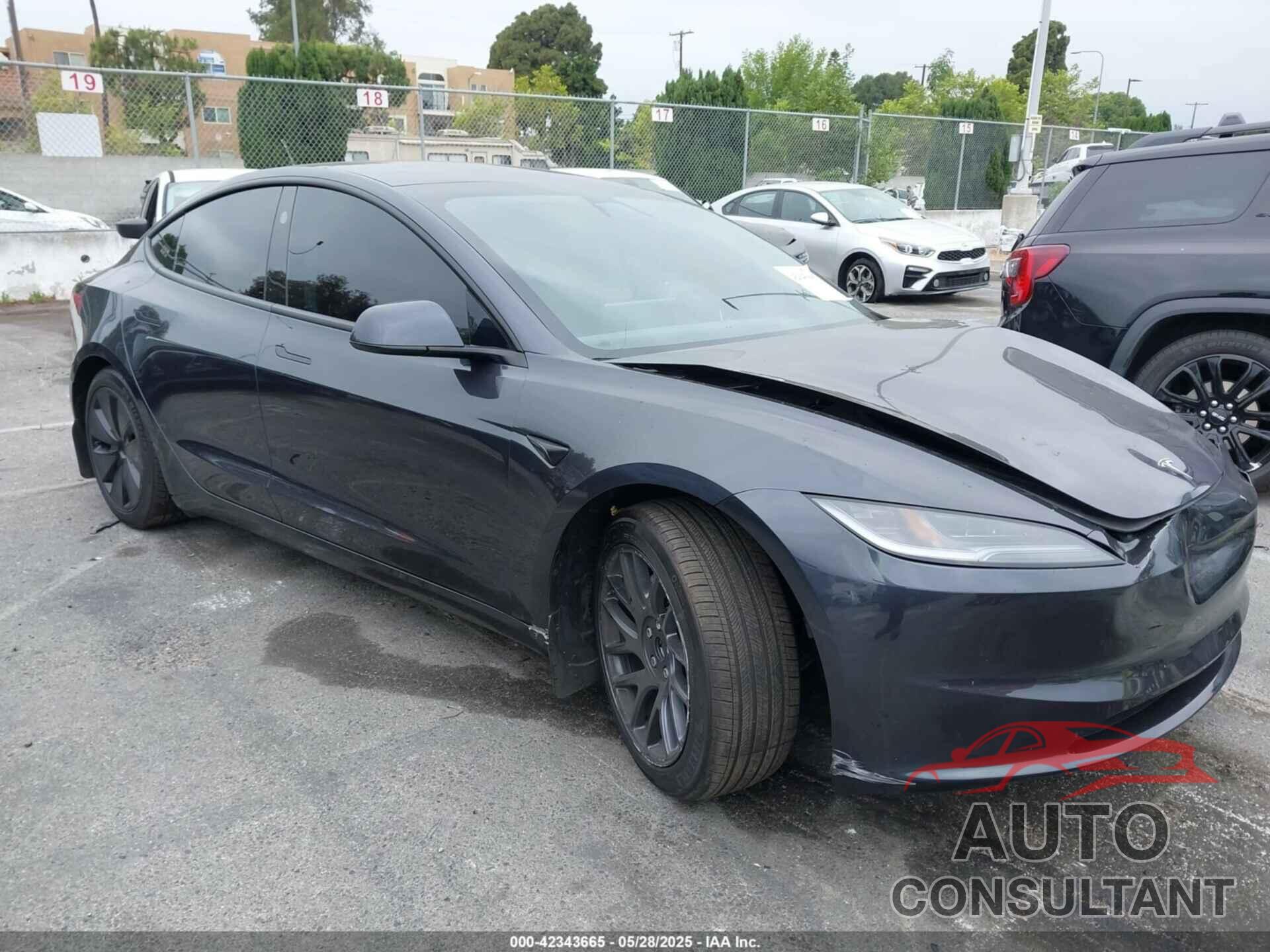 TESLA MODEL 3 2024 - 5YJ3E1EB0RF766257