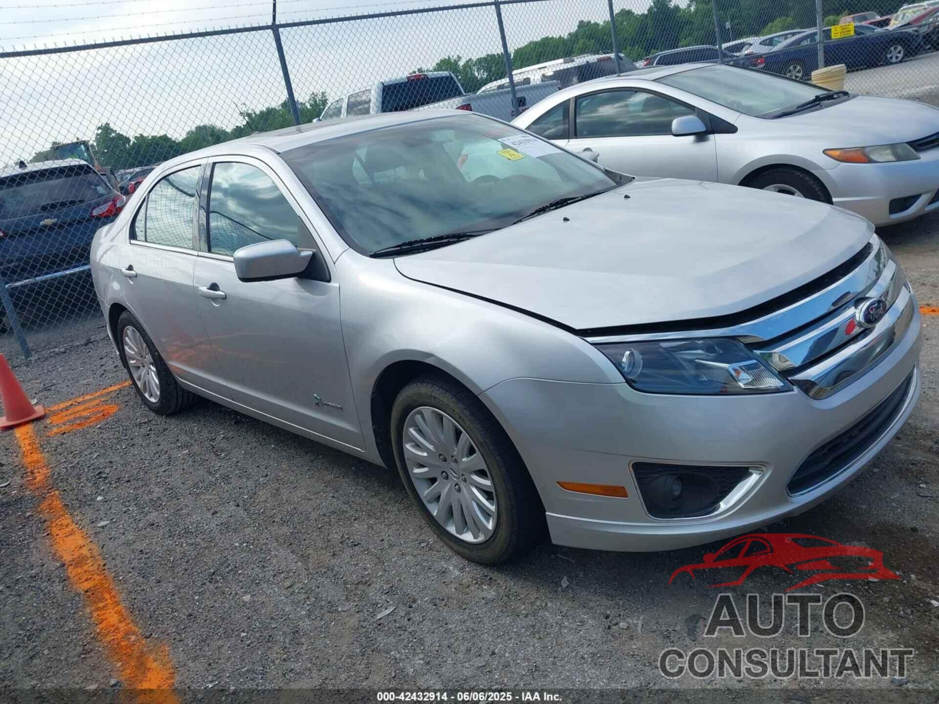 FORD FUSION HYBRID 2011 - 3FADP0L34BR208880