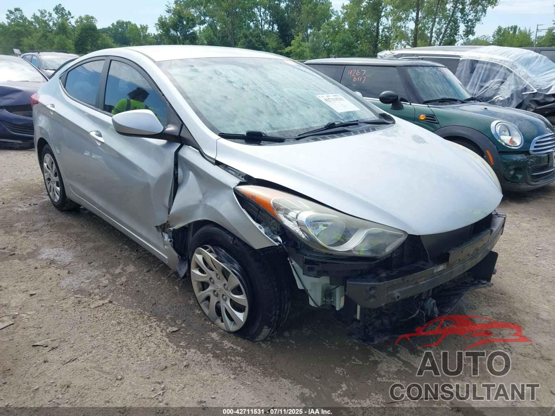 HYUNDAI ELANTRA 2012 - 5NPDH4AE2CH072806