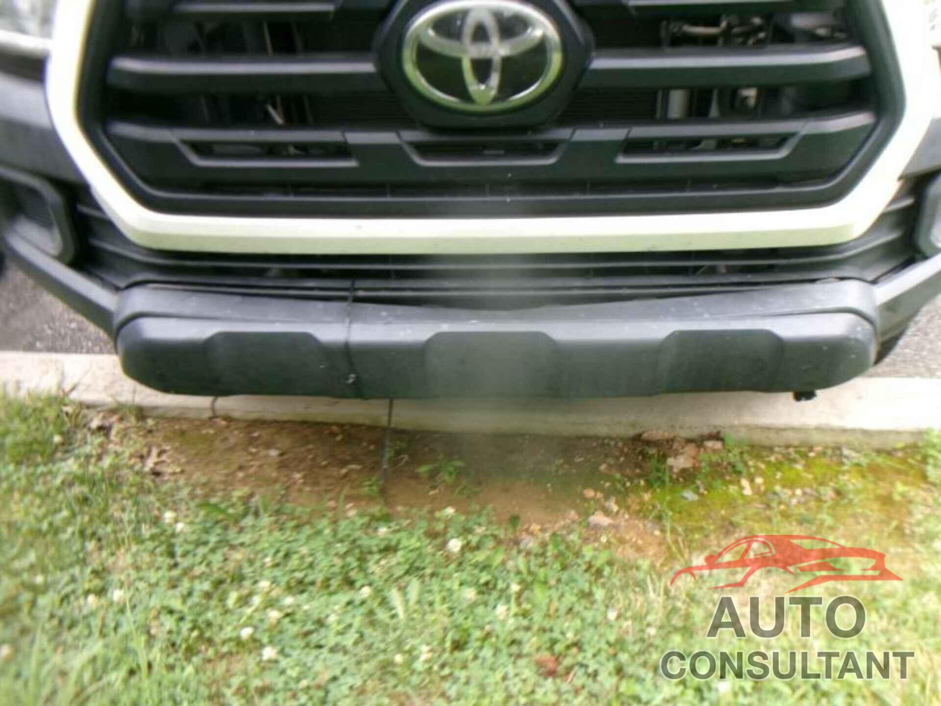 TOYOTA TACOMA 2019 - 5TFRX5GN6KX156104