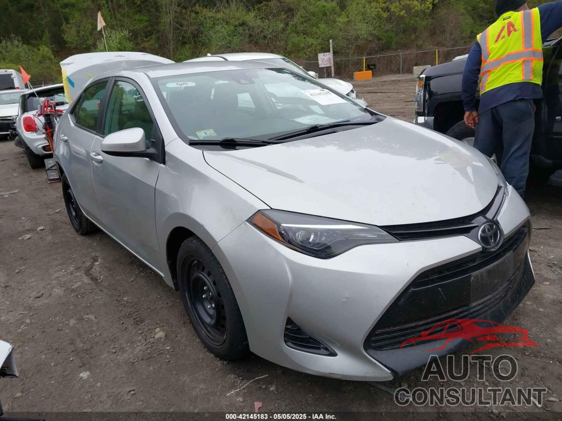 TOYOTA COROLLA 2018 - 2T1BURHE5JC007745