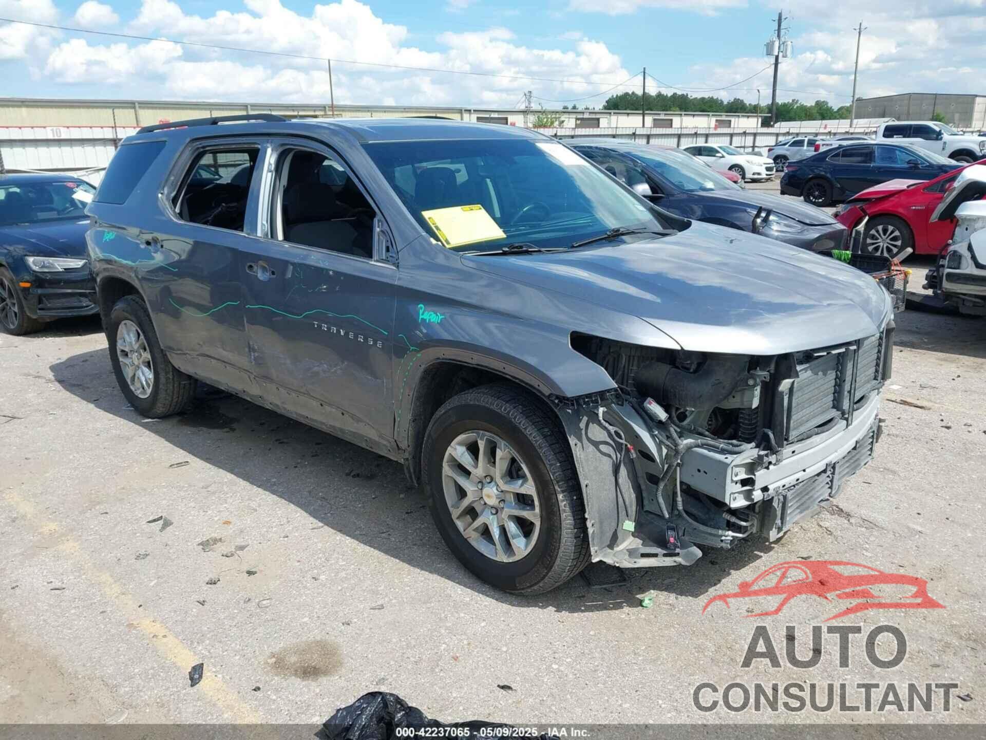 CHEVROLET TRAVERSE 2019 - 1GNERGKW3KJ133443