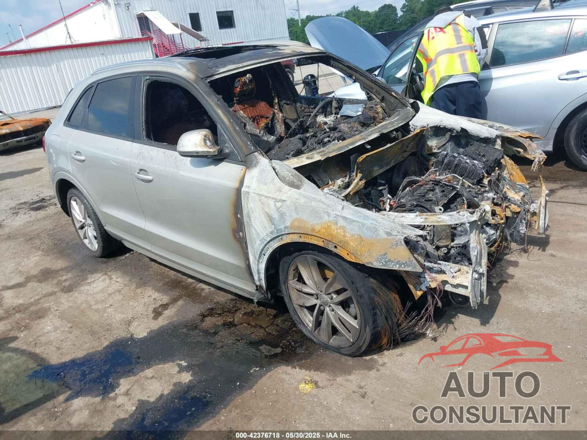 AUDI Q3 2017 - WA1ECCFS2HR013647