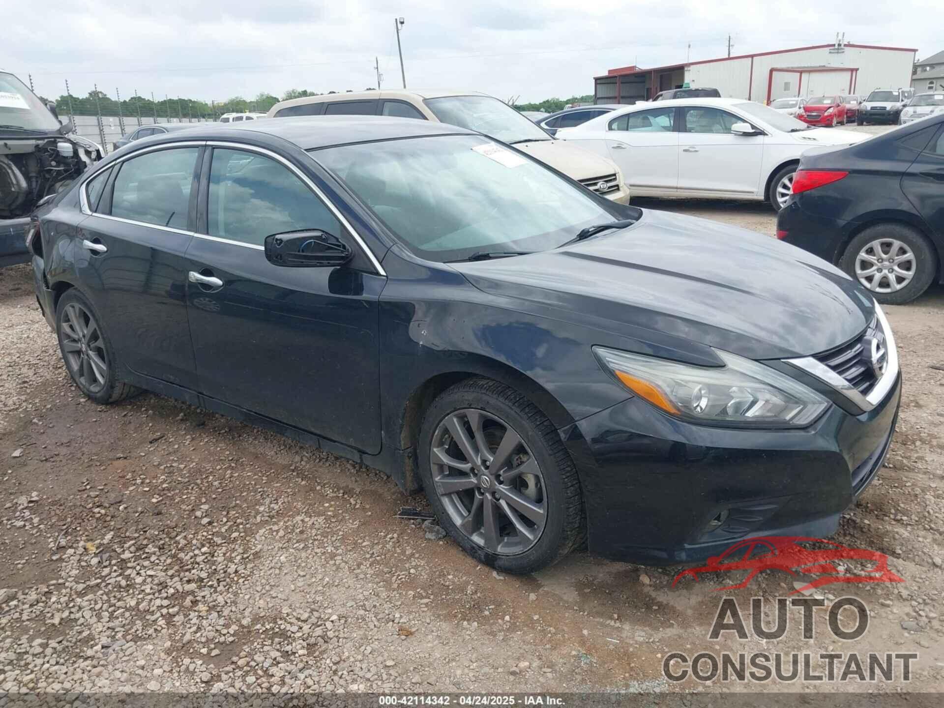NISSAN ALTIMA 2018 - 1N4AL3AP4JC153060
