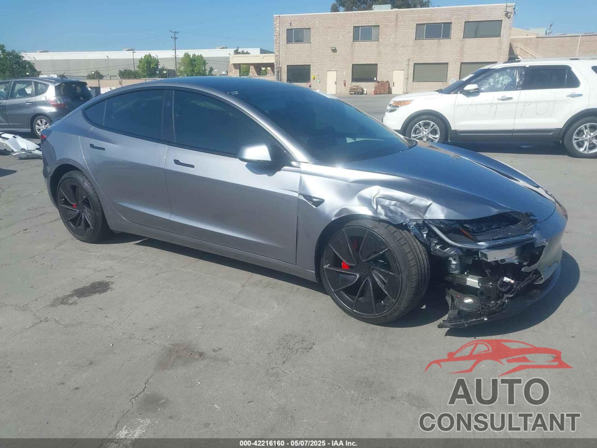 TESLA MODEL 3 2025 - 5YJ3E1ETXSF941483