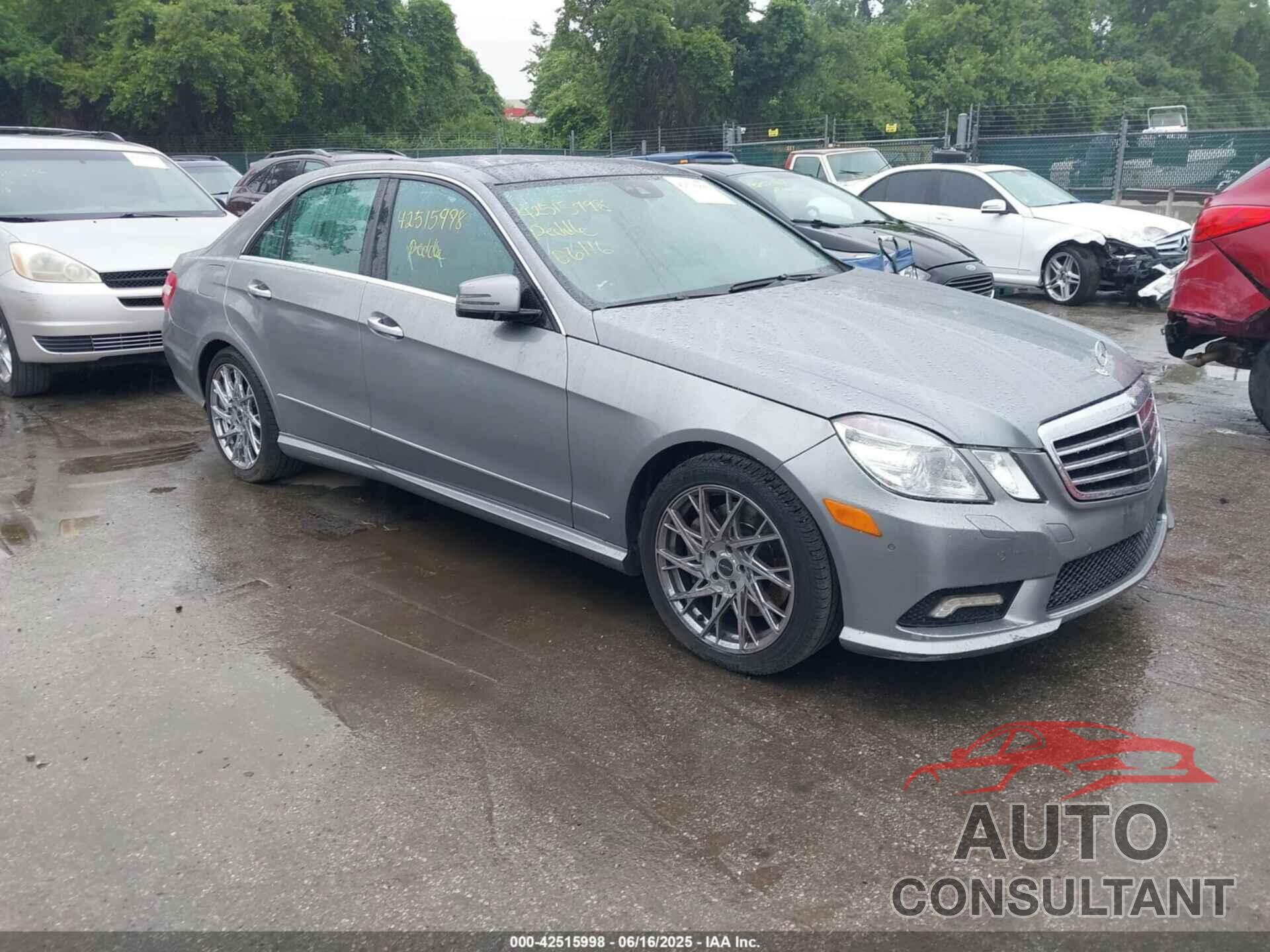 MERCEDES-BENZ E 550 2011 - WDDHF9ABXBA316045